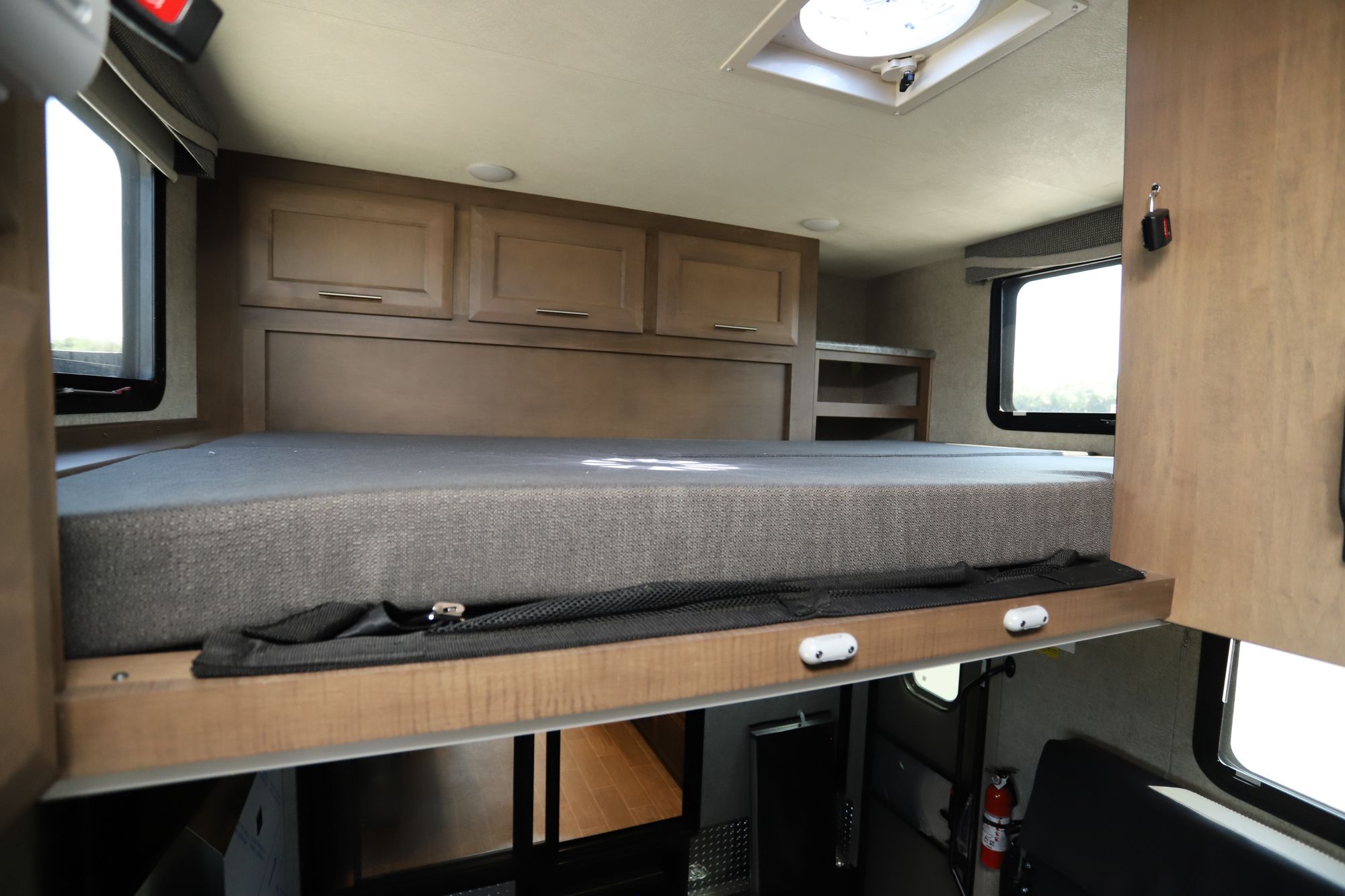 New 2022 Thor Outlaw 38KB Class A  For Sale