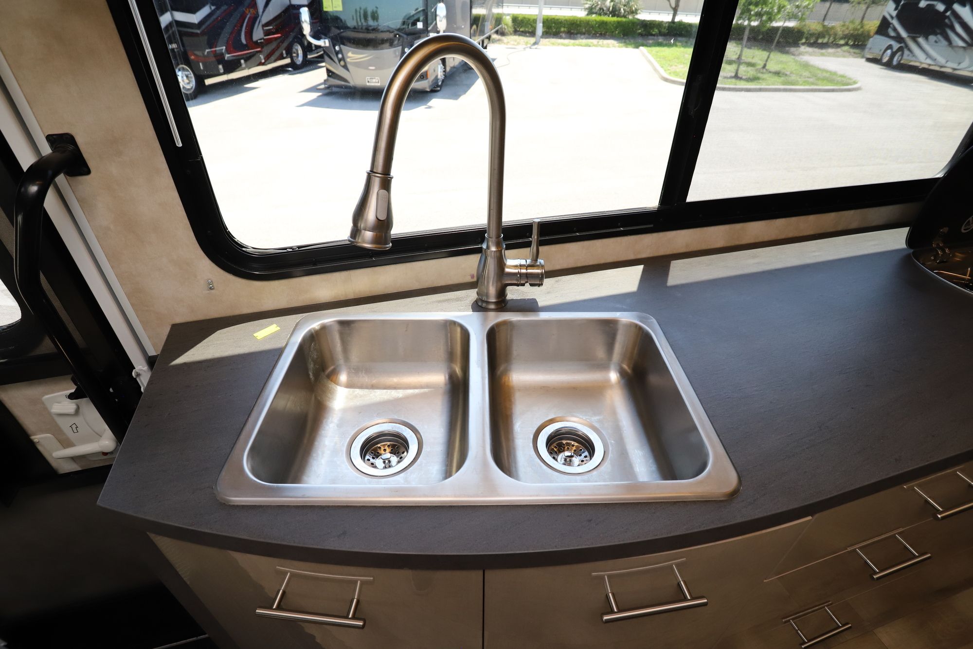 Used 2019 Winnebago View 24D Class C  For Sale