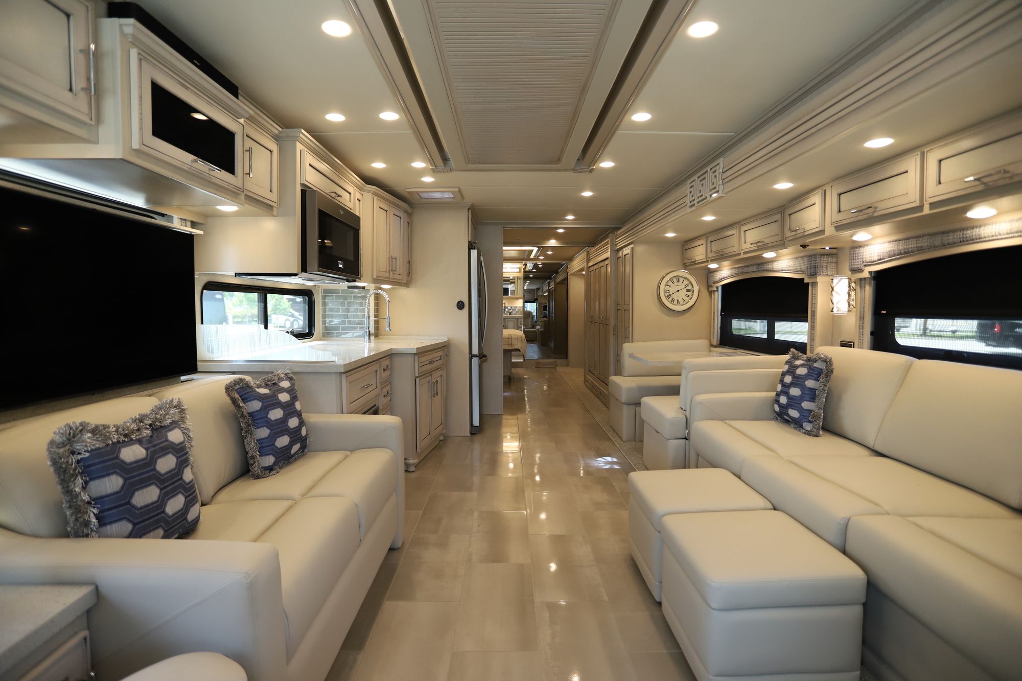 New 2021 Newmar Ventana 4326 Class A  For Sale