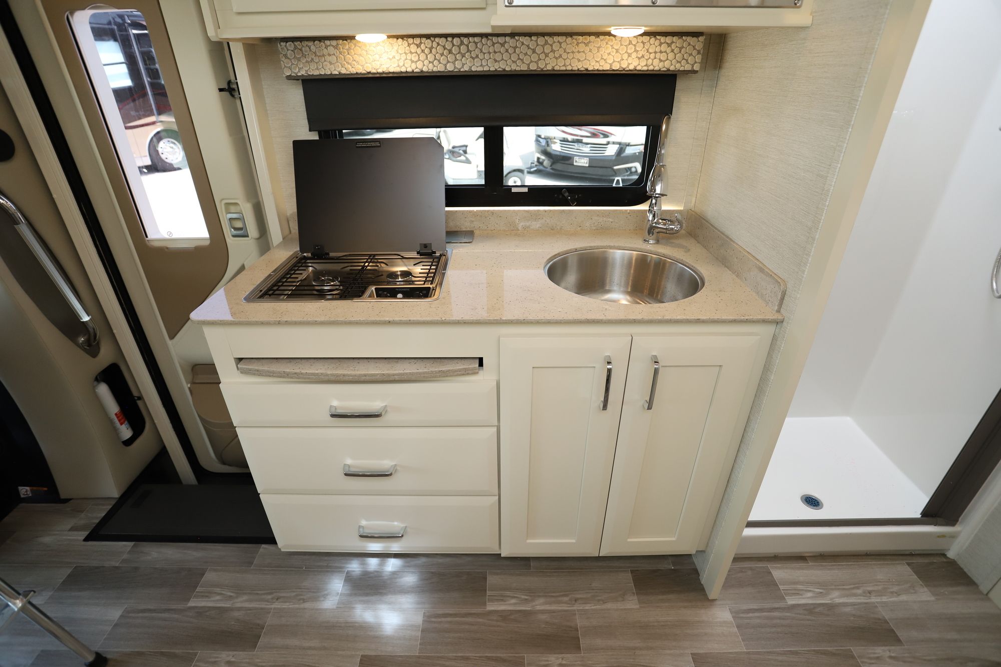 New 2021 Tiffin Motor Homes Wayfarer 25TW Class C  For Sale