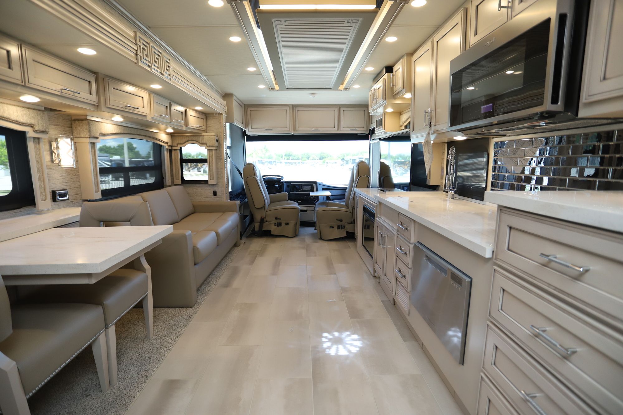 New 2021 Newmar Ventana 4311 Class A  For Sale