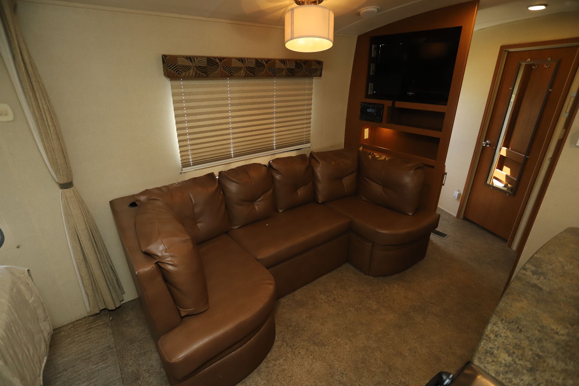 Used 2013 Keystone Vantage 25RBS Travel Trailer  For Sale