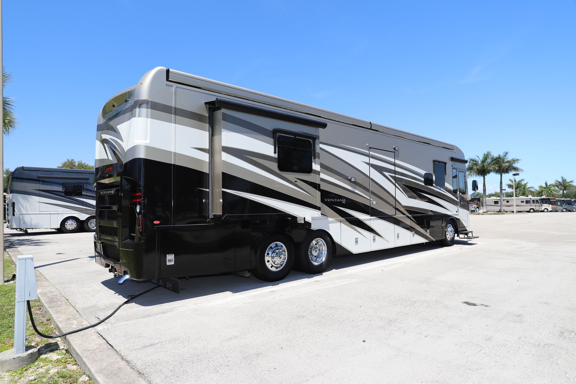 New 2021 Newmar Ventana 4311 Class A  For Sale