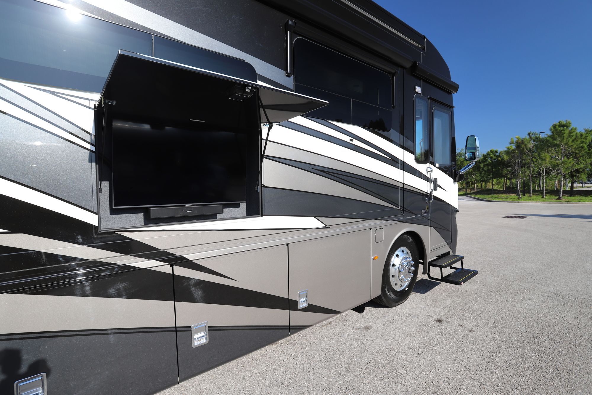 New 2021 Newmar Ventana 4369 Class A  For Sale