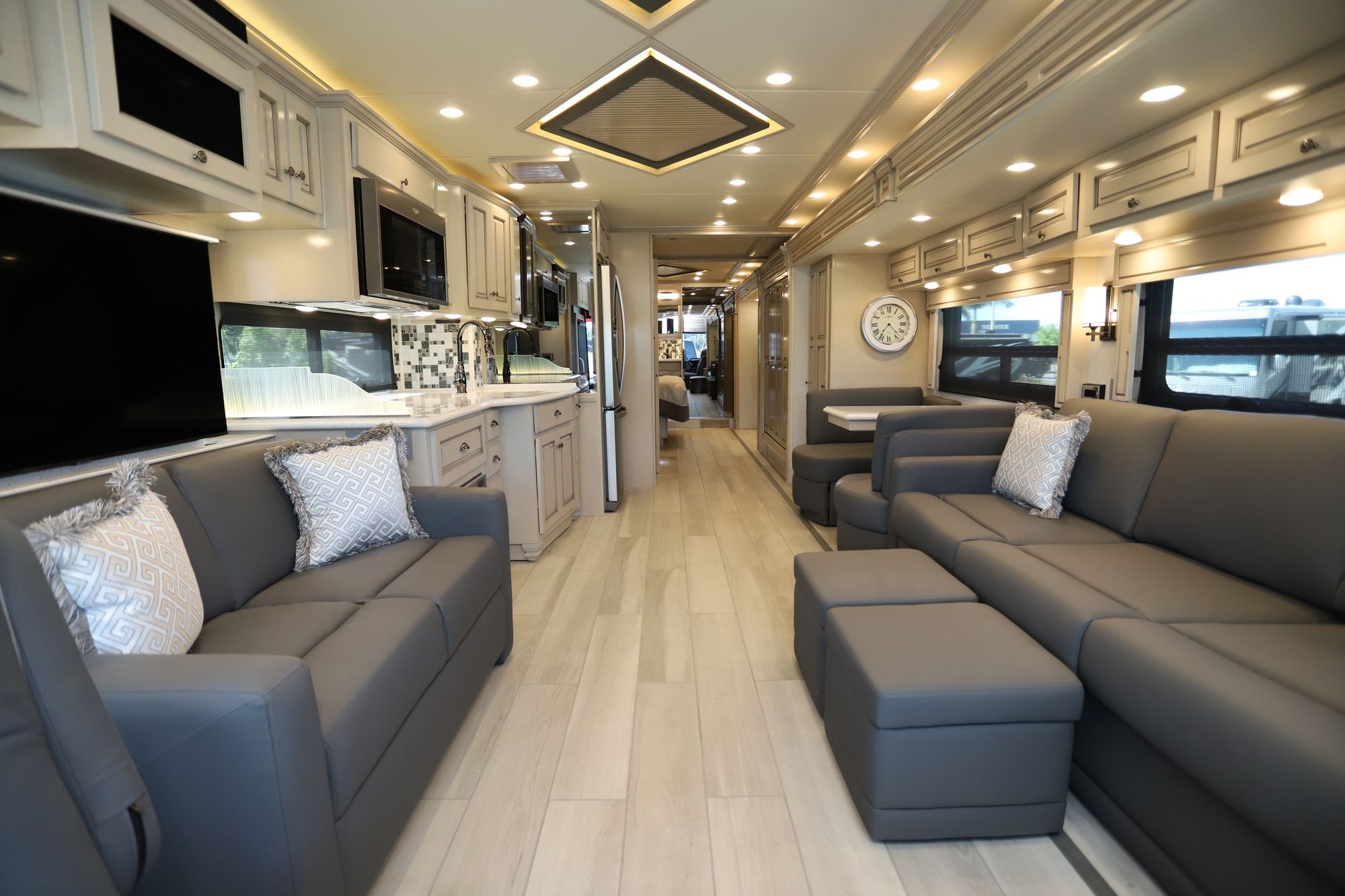 New 2021 Newmar Dutch Star 4326 Class A  For Sale