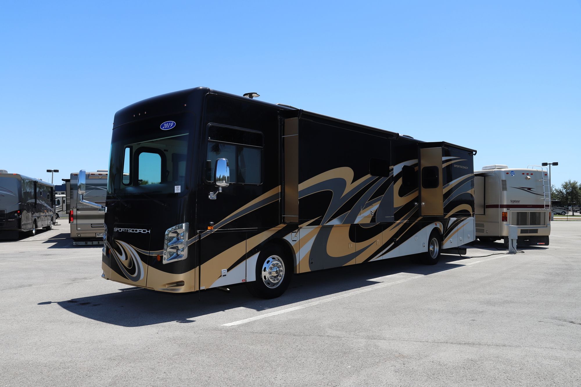 Used 2019 Coachmen Sportscoach 407 FW Class A  For Sale