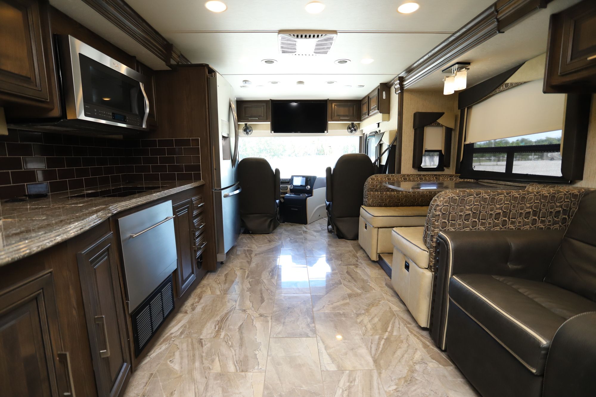 Used 2019 Coachmen Sportscoach 407 FW Class A  For Sale