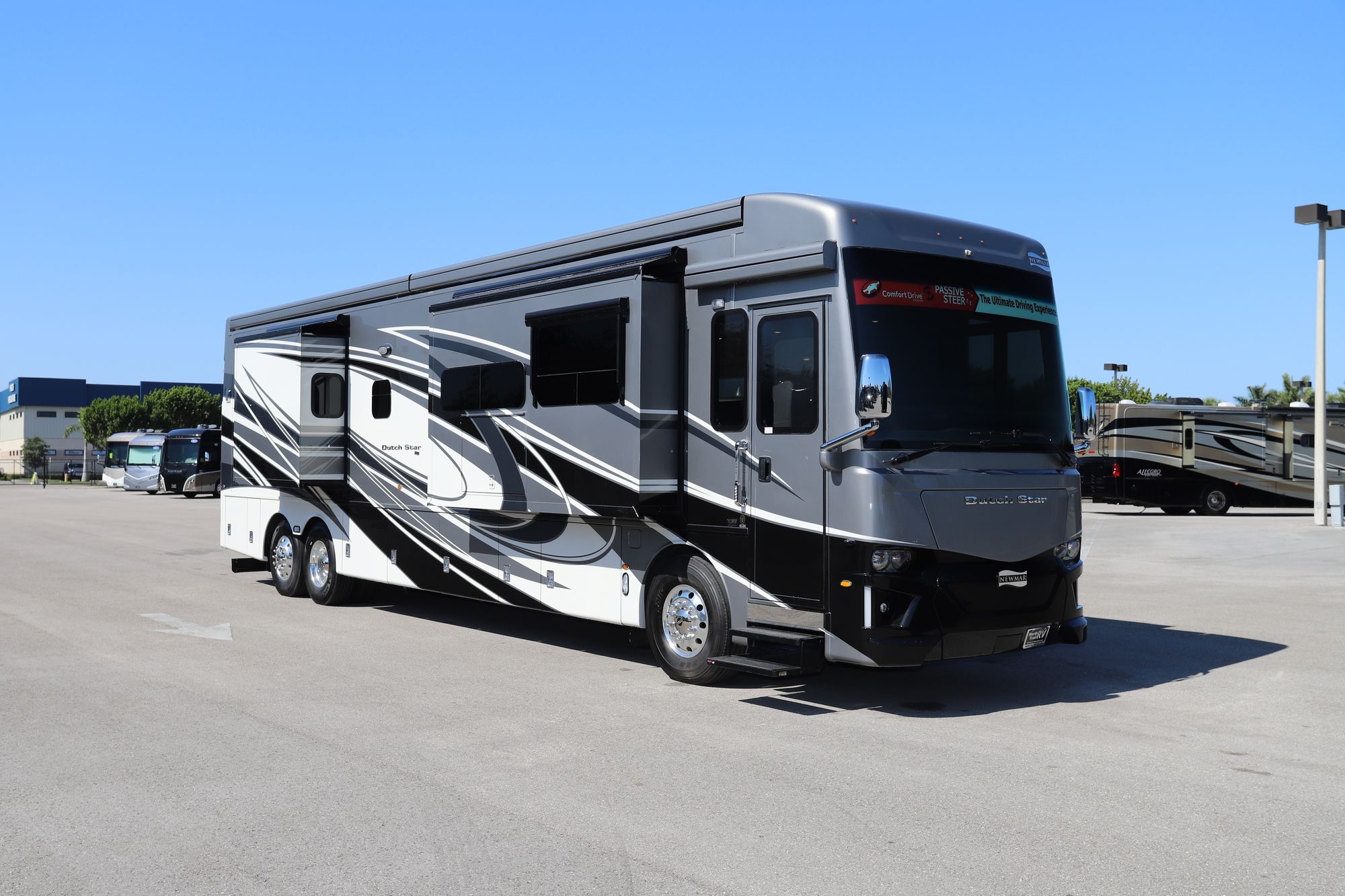 New 2021 Newmar Dutch Star 4326 Class A  For Sale