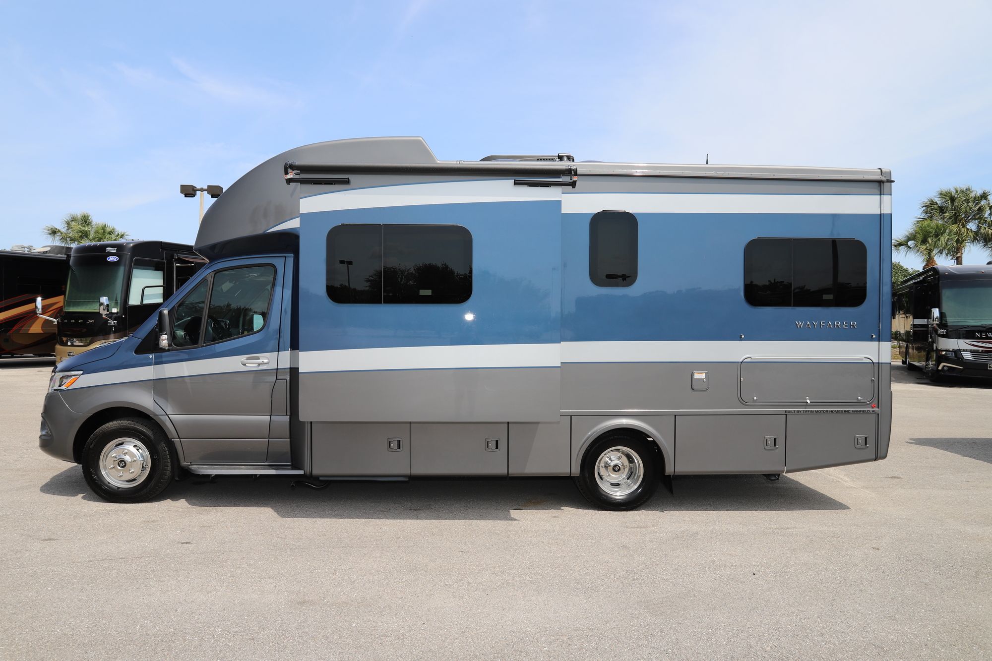 New 2021 Tiffin Motor Homes Wayfarer 25TW Class C  For Sale