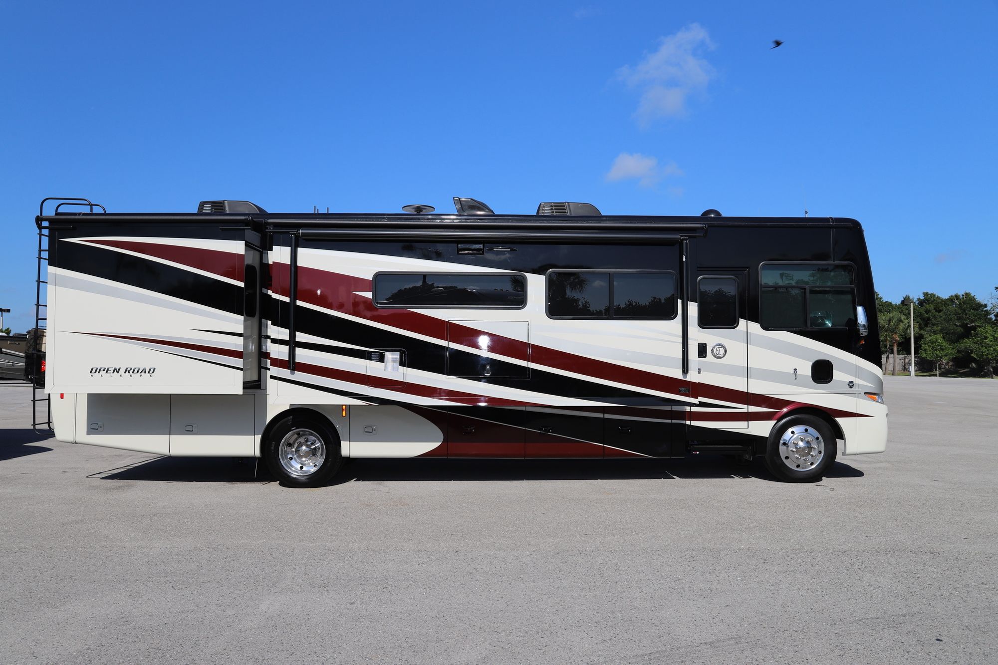 Used 2019 Tiffin Motor Homes Allegro 34PA Class A  For Sale