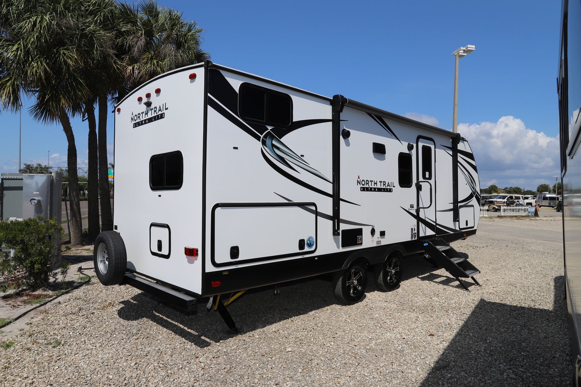 New 2021 Heartland Rv North Trail 24BHS Travel Trailer  For Sale