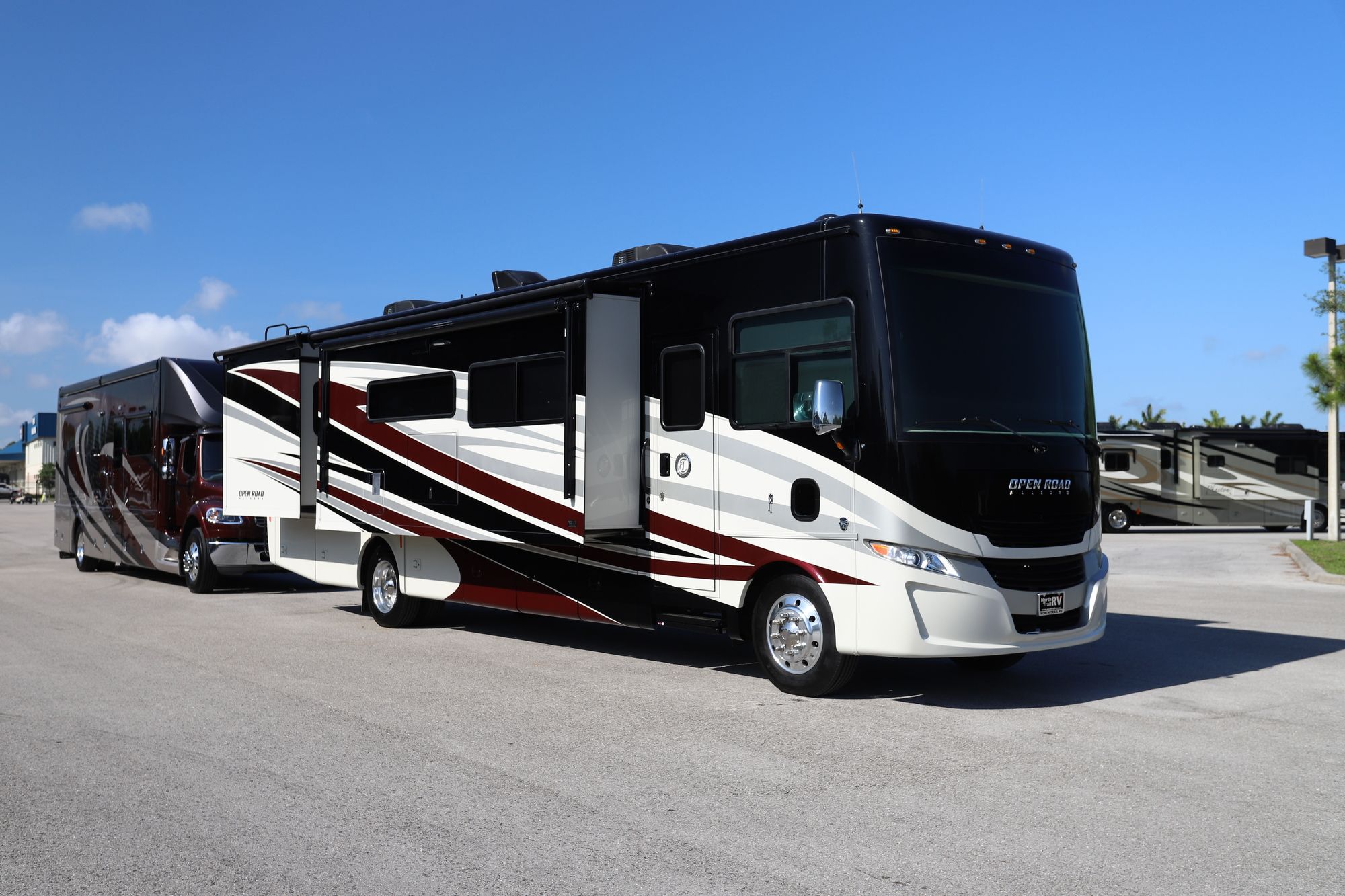 Used 2019 Tiffin Motor Homes Allegro 34PA Class A  For Sale