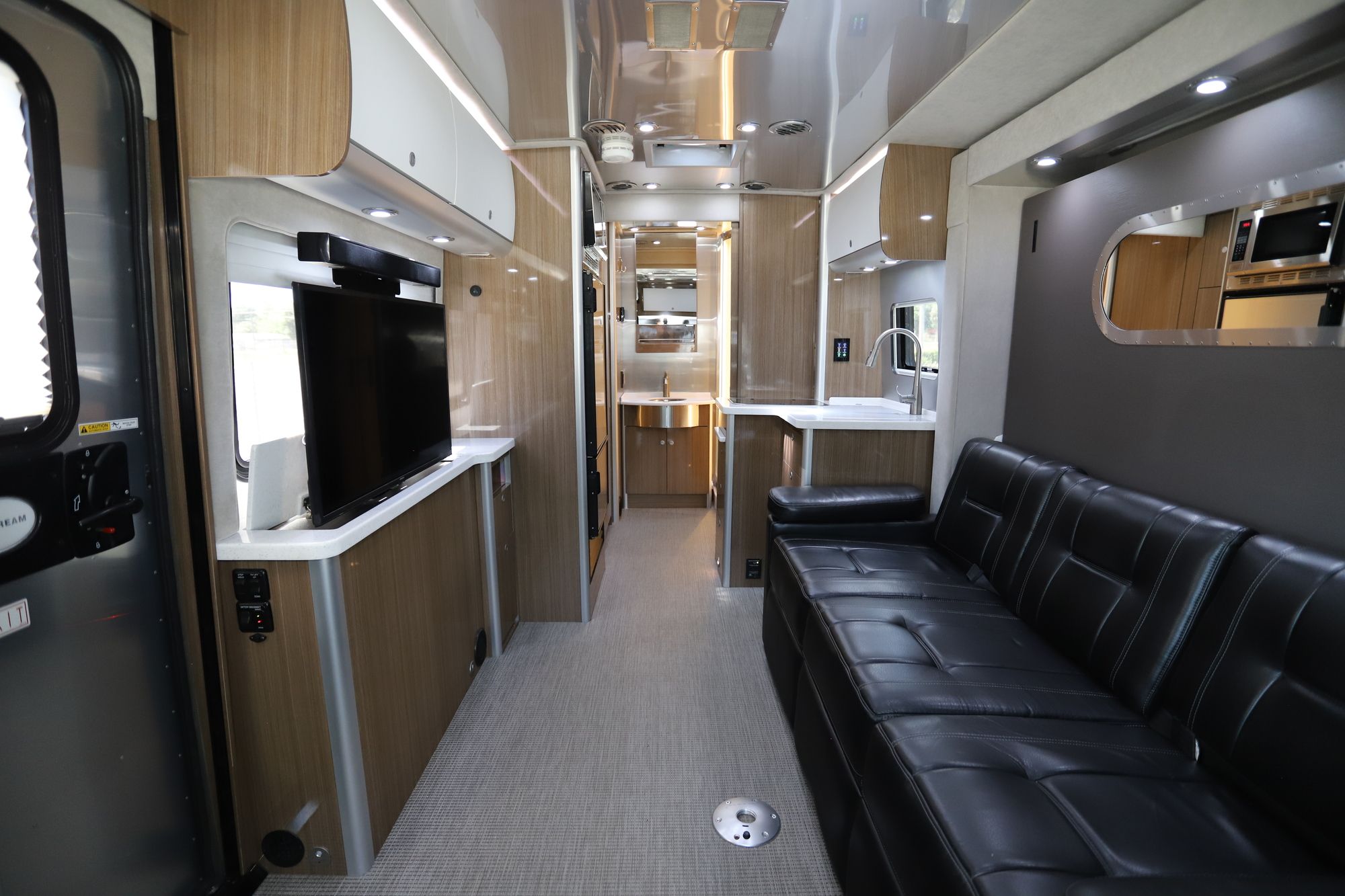 Used 2018 Airstream Atlas MB Class C  For Sale