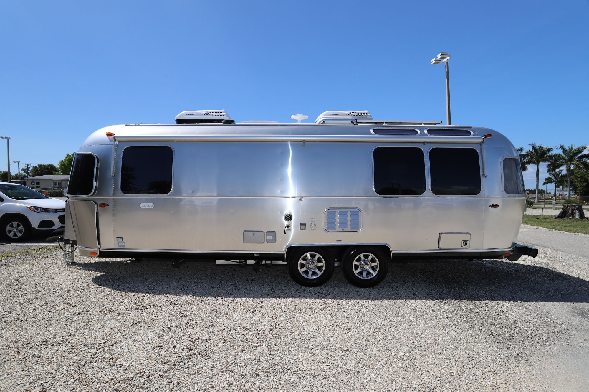 New 2021 Airstream Flying Cloud 27FB Travel Trailer  For Sale