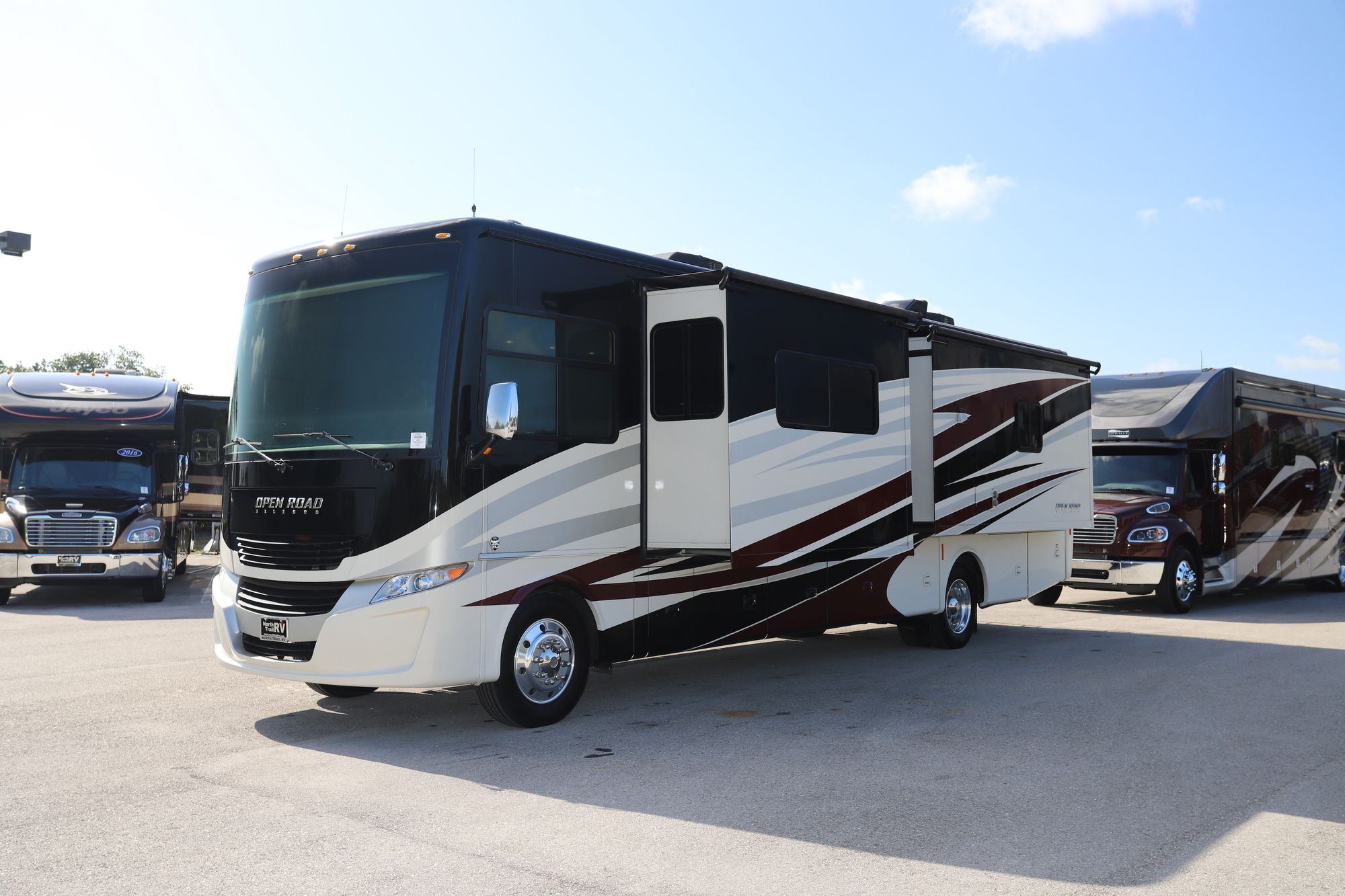 Used 2019 Tiffin Motor Homes Allegro 34PA Class A  For Sale
