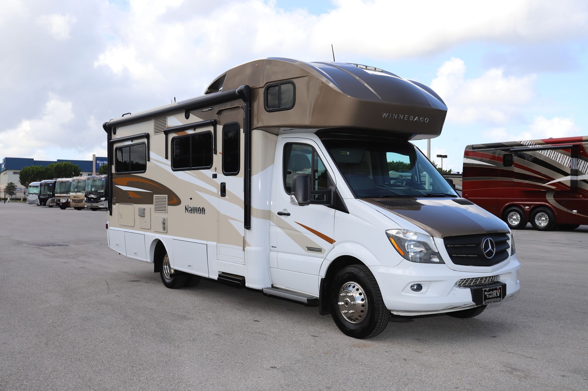 Used 2016 Winnebago Navion 24J Class C  For Sale