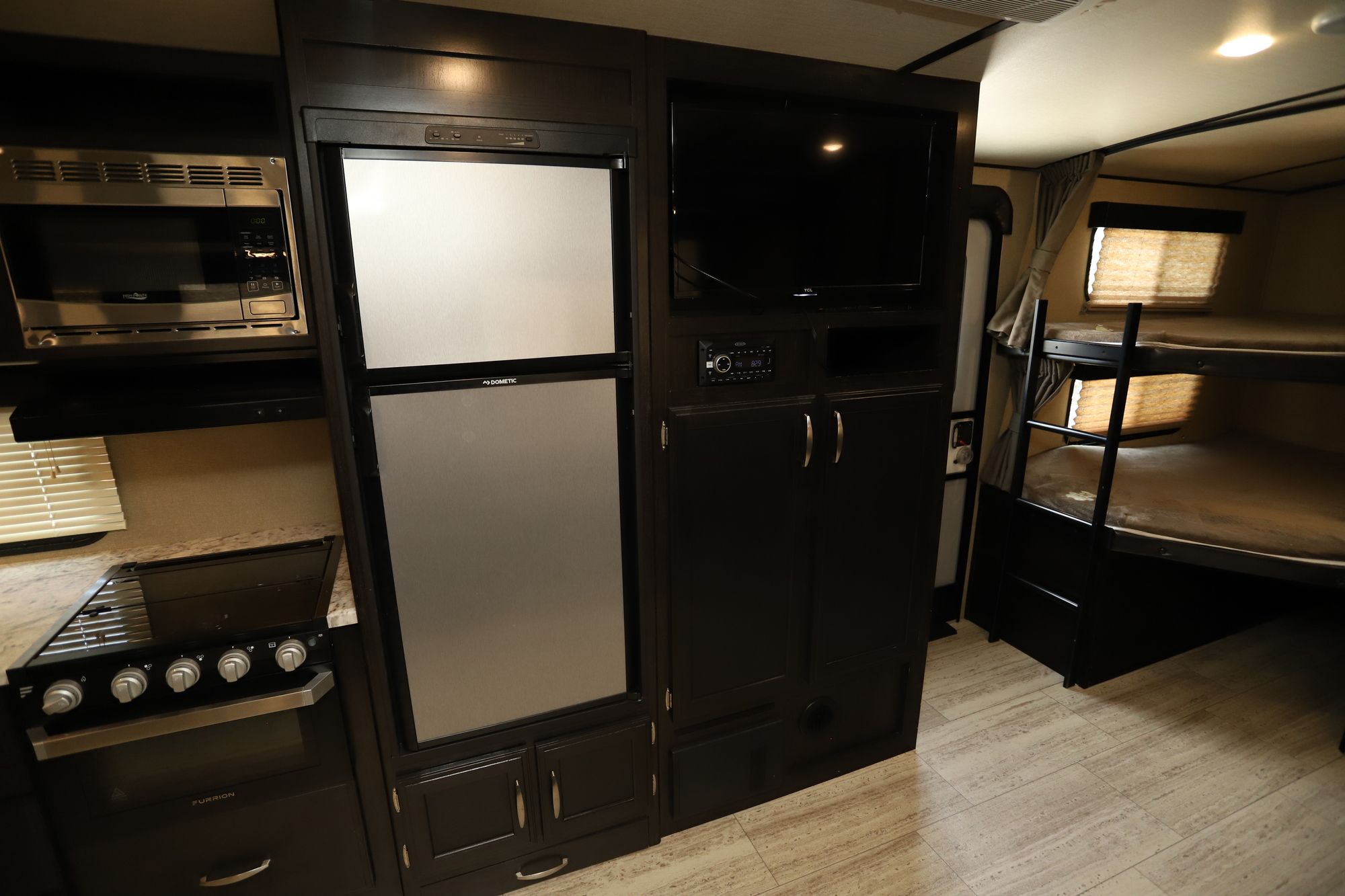 Used 2019 Grand Design Imagine 2800BH Travel Trailer  For Sale