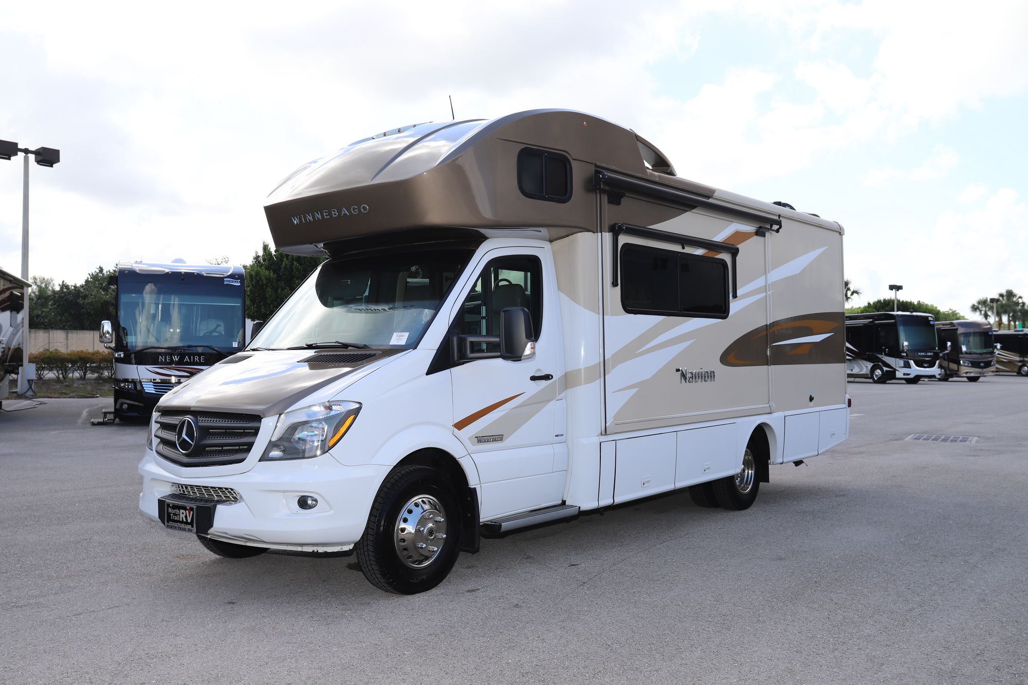 Used 2016 Winnebago Navion 24J Class C  For Sale