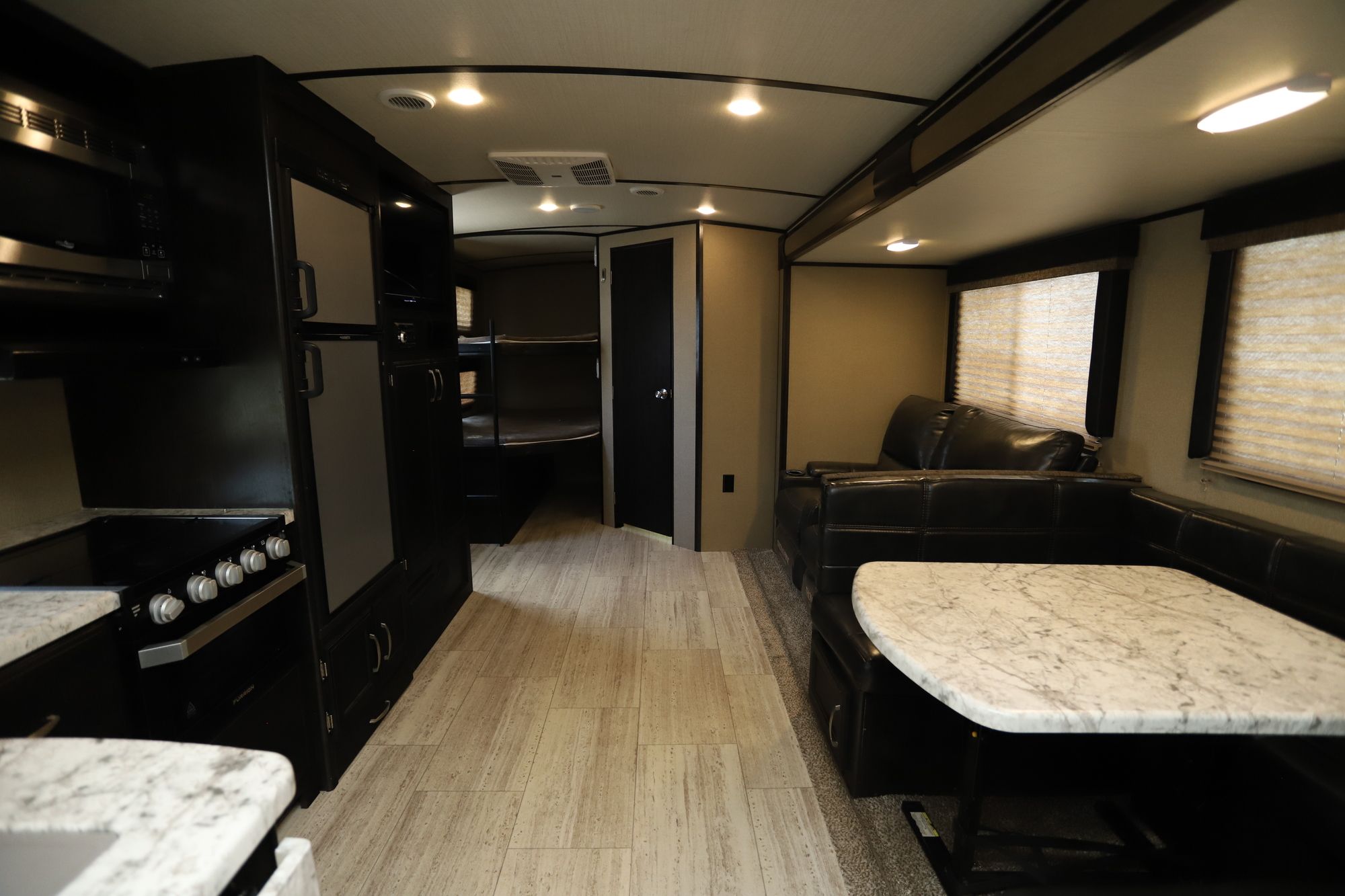 Used 2019 Grand Design Imagine 2800BH Travel Trailer  For Sale