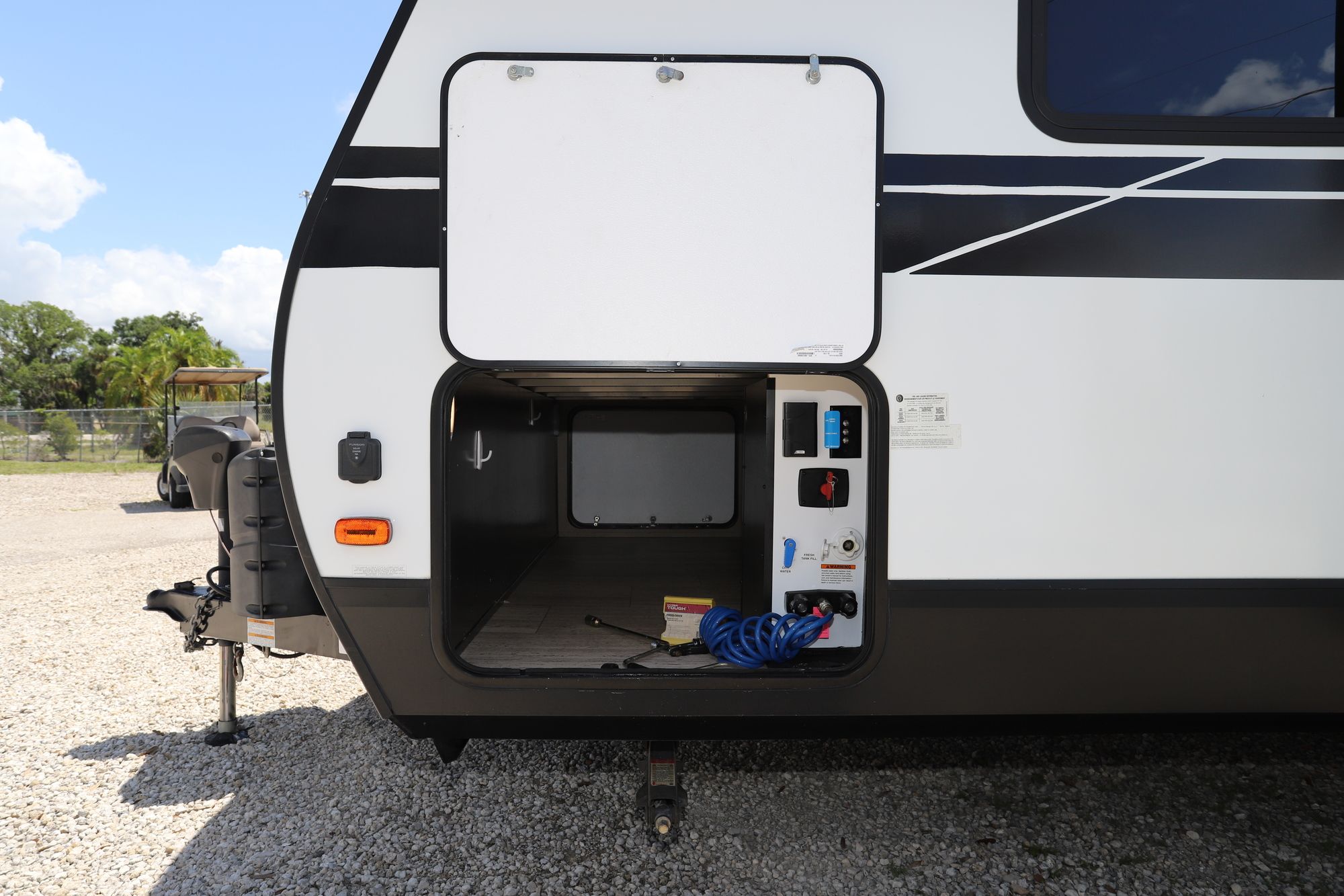 Used 2019 Grand Design Imagine 2800BH Travel Trailer  For Sale