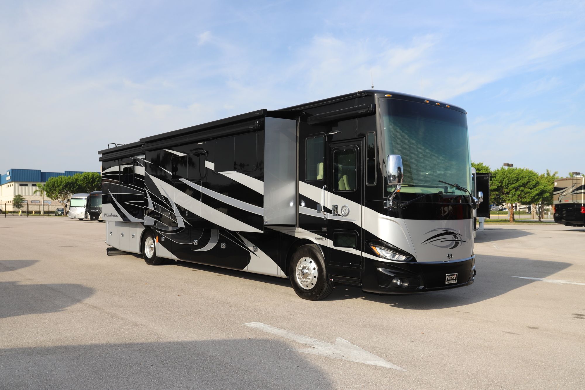 Used 2019 Tiffin Motor Homes Phaeton 40IH Class A  For Sale