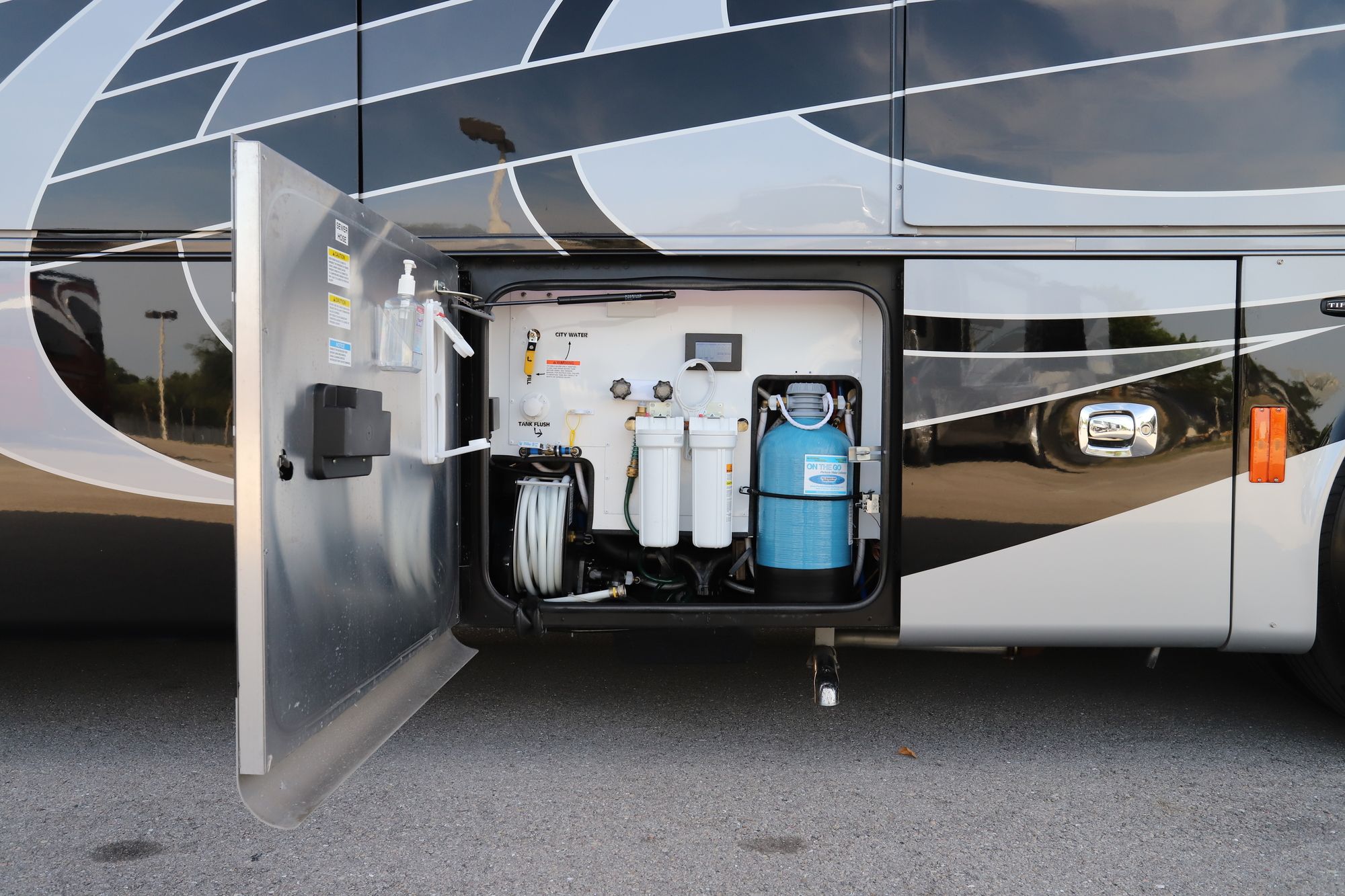 Used 2019 Tiffin Motor Homes Phaeton 40IH Class A  For Sale