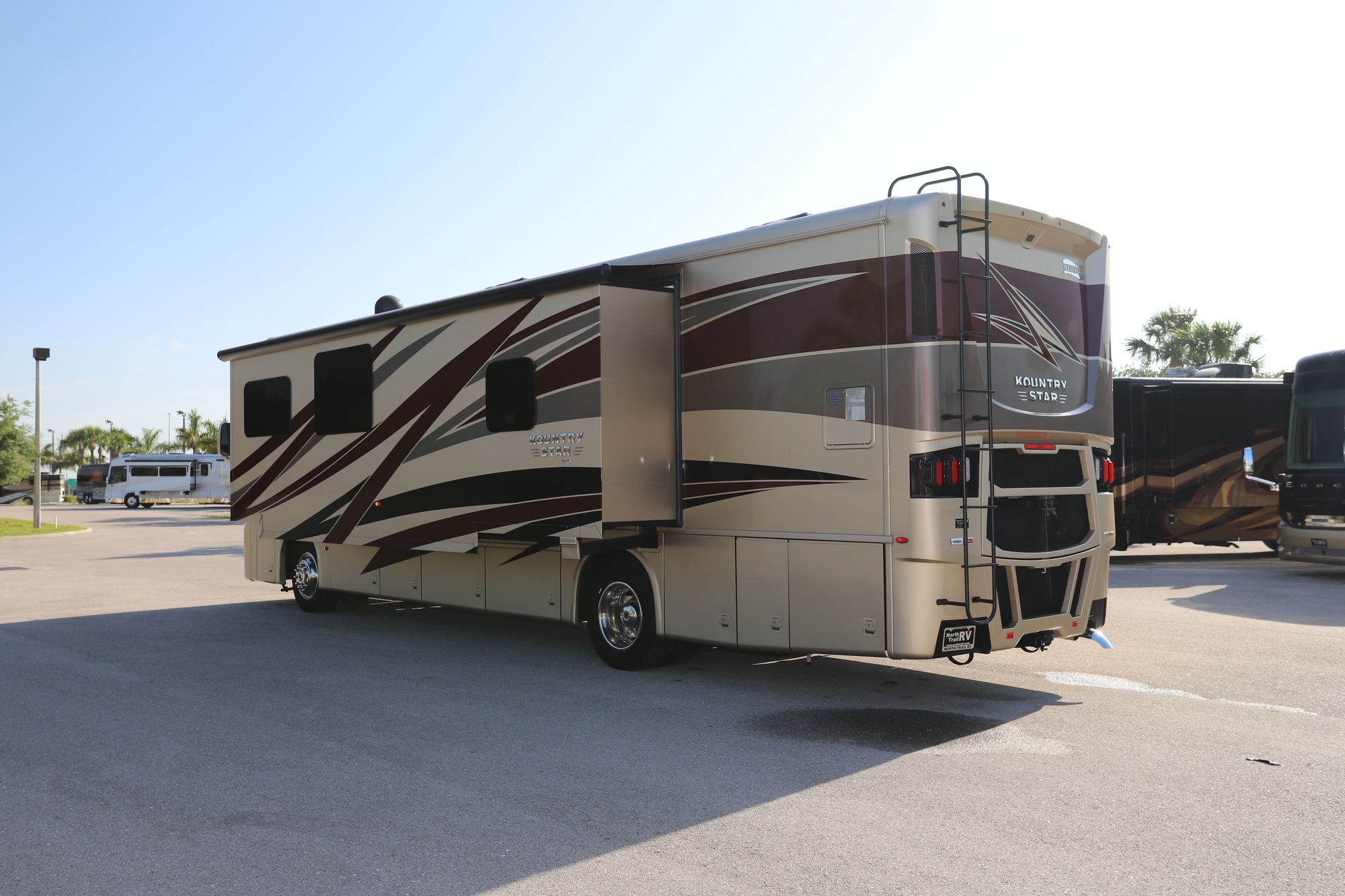 Used 2020 Newmar Kountry Star 3709 Class A  For Sale