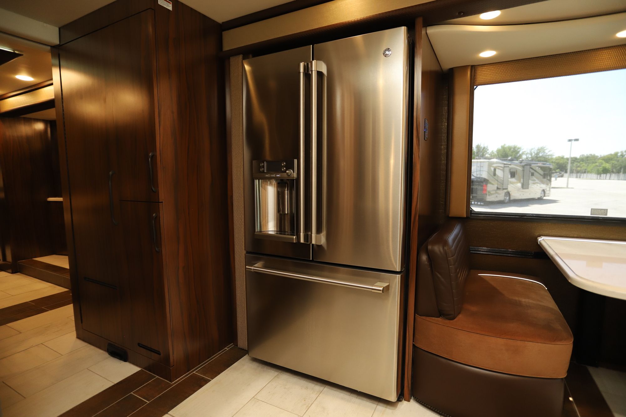 Used 2019 Foretravel Foretravel IH-45 Class A  For Sale