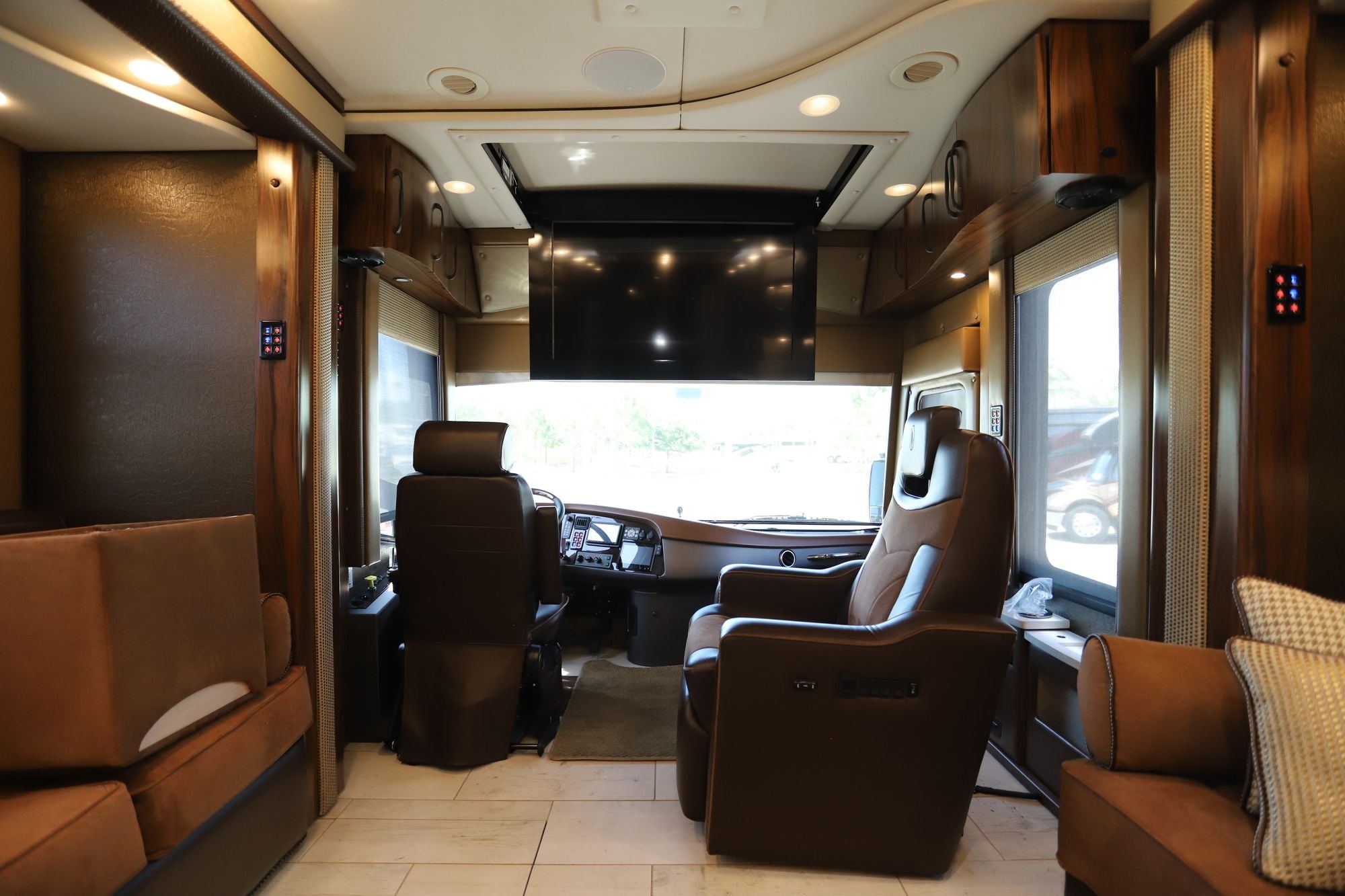 Used 2019 Foretravel Foretravel IH-45 Class A  For Sale