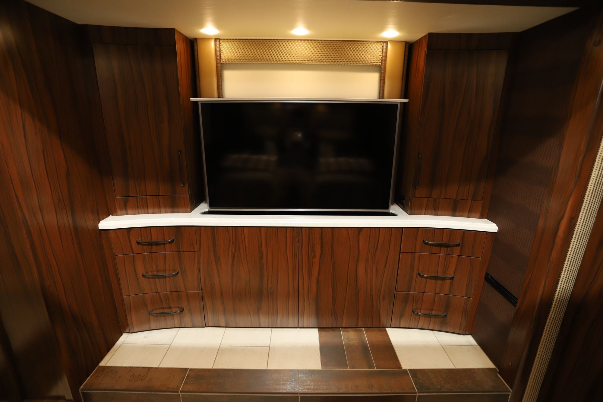 Used 2019 Foretravel Foretravel IH-45 Class A  For Sale