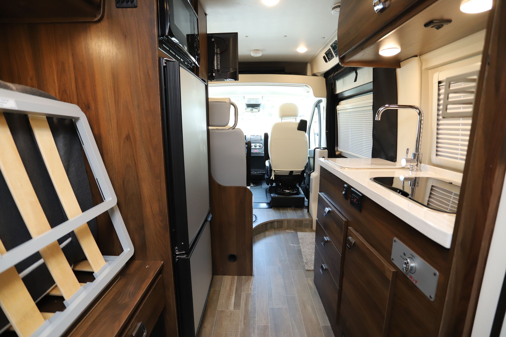 New 2022 Winnebago Travato 259G Class B  For Sale
