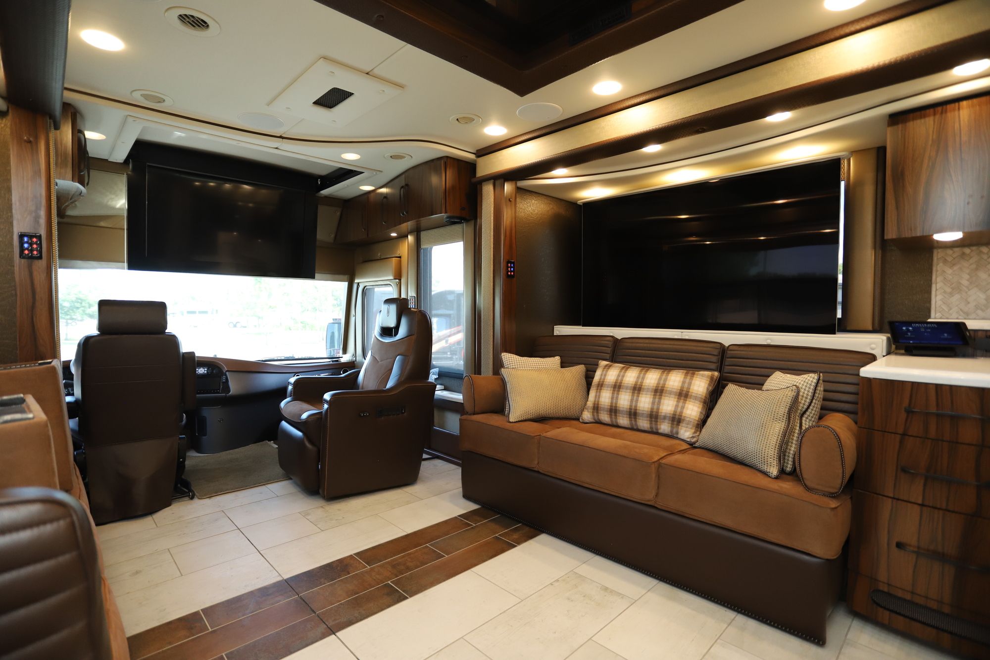 Used 2019 Foretravel Foretravel IH-45 Class A  For Sale