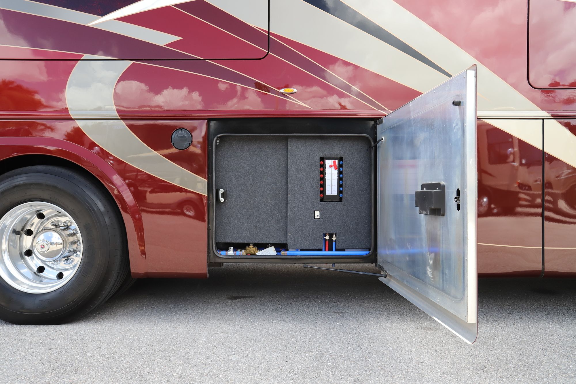 Used 2019 Foretravel Foretravel IH-45 Class A  For Sale