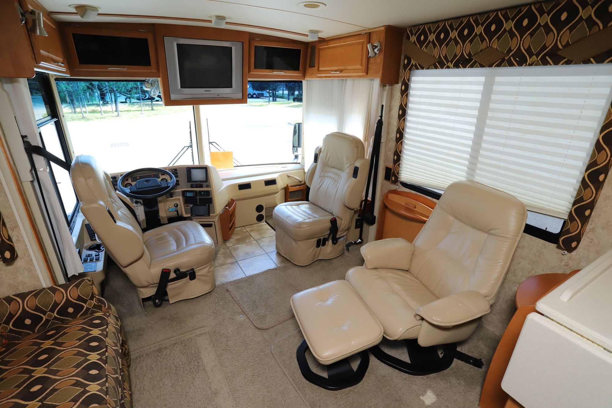 Used 2006 Winnebago Journey 36SG Class A  For Sale