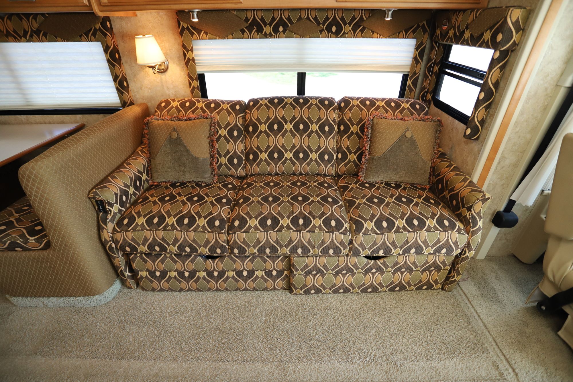 Used 2006 Winnebago Journey 36SG Class A  For Sale