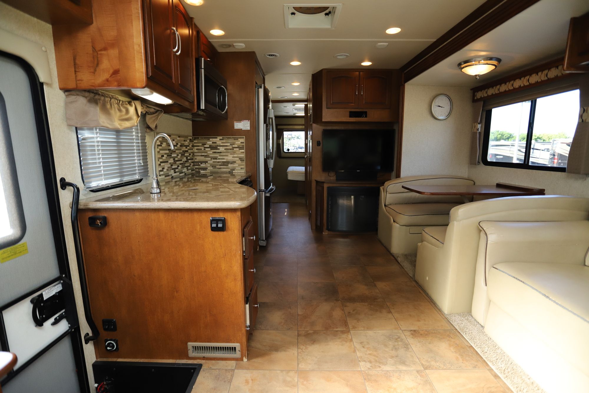 Used 2013 Coachmen Encounter 36BH Class A  For Sale