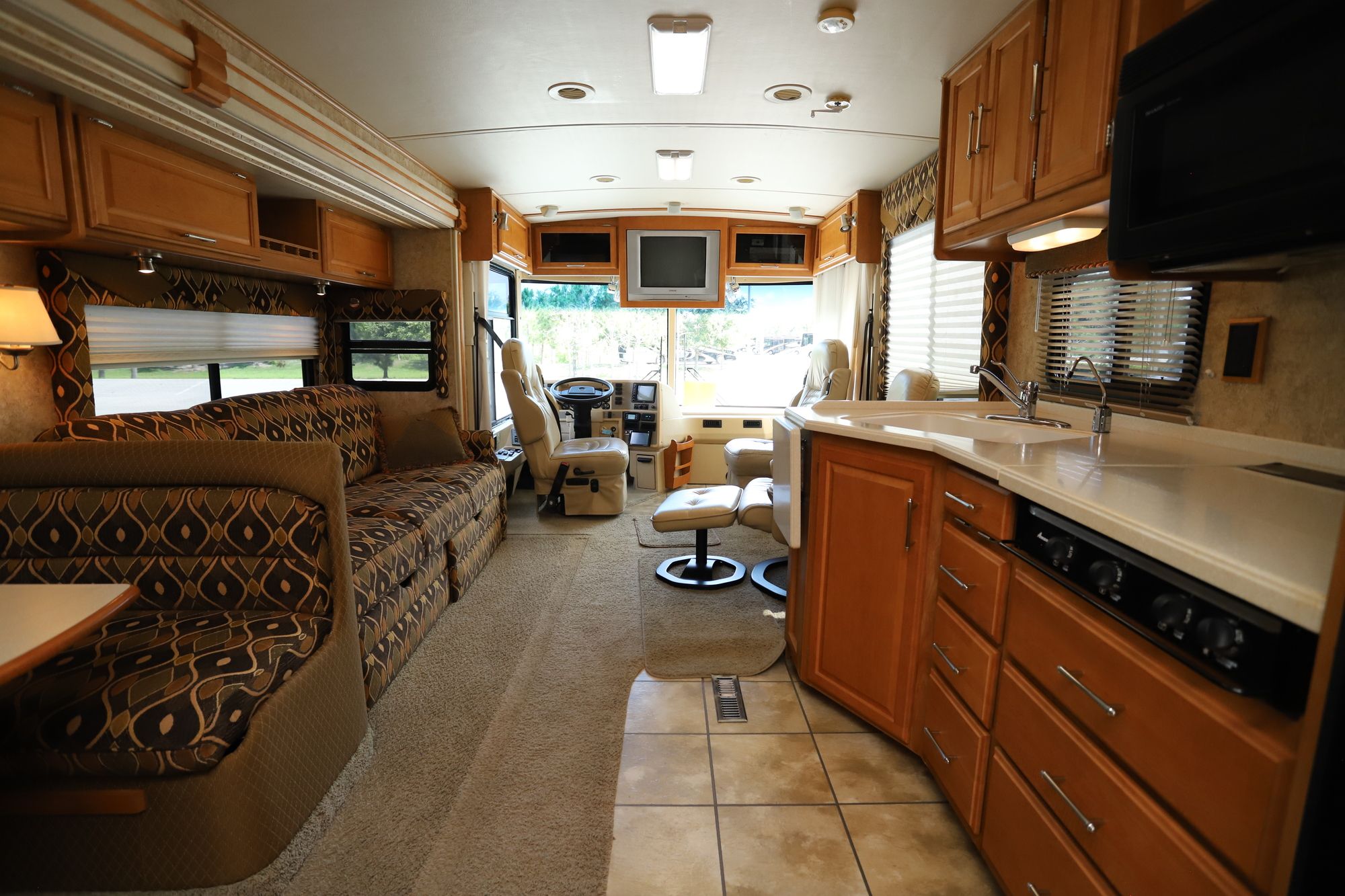 Used 2006 Winnebago Journey 36SG Class A  For Sale