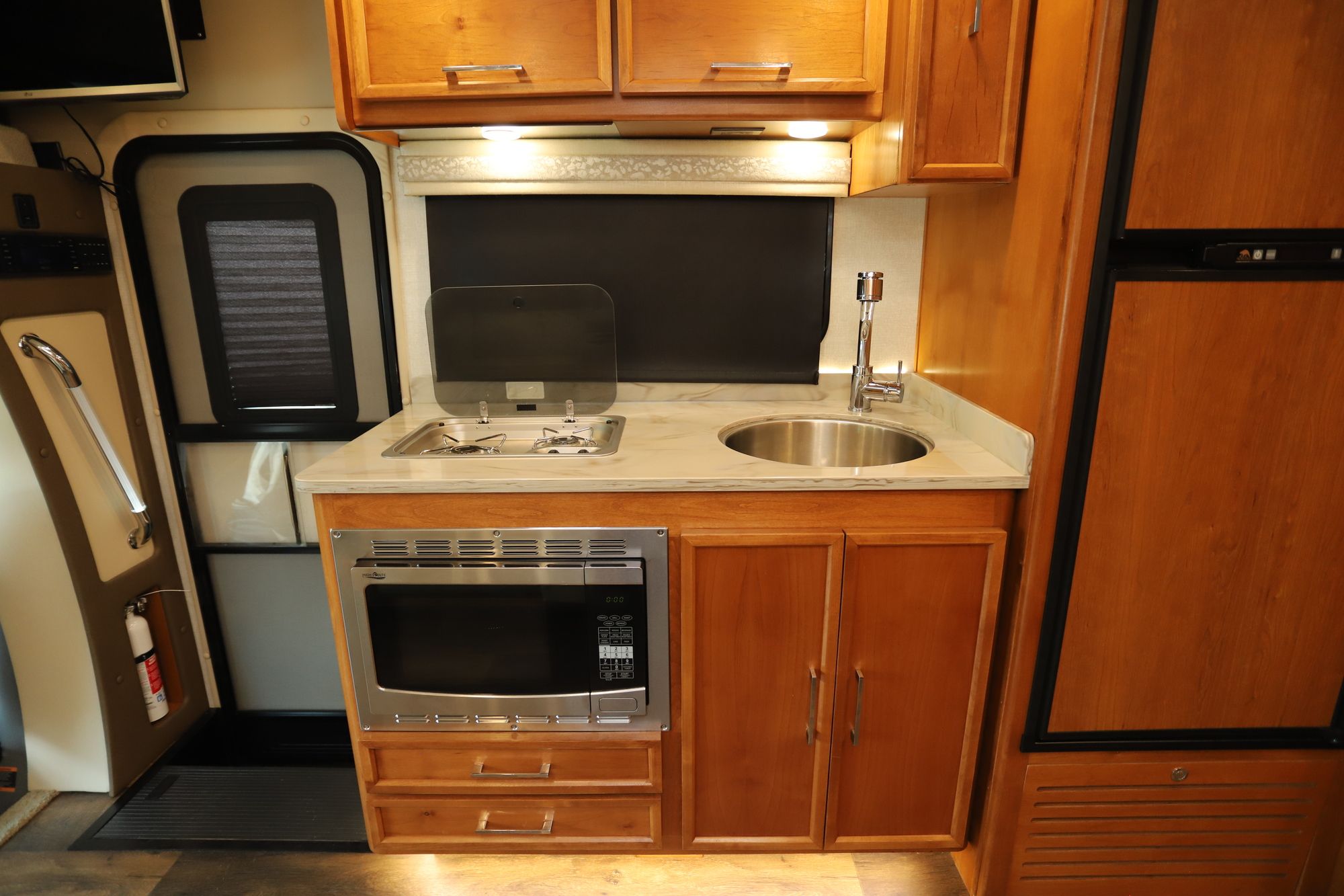 Used 2019 Tiffin Motor Homes Wayfarer 24FW Class C  For Sale