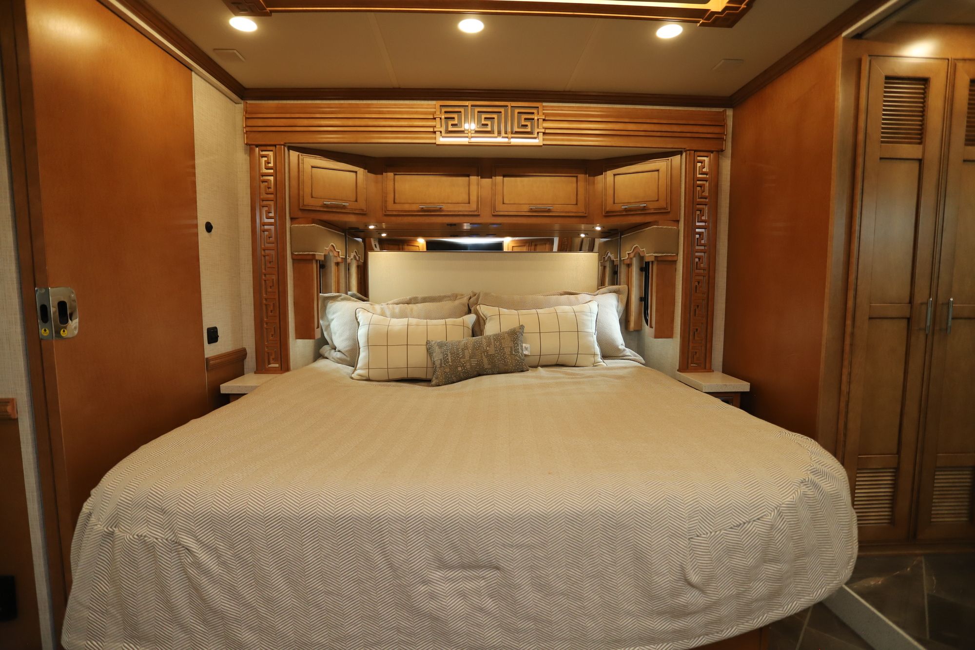 New 2021 Newmar Ventana 4369 Class A  For Sale