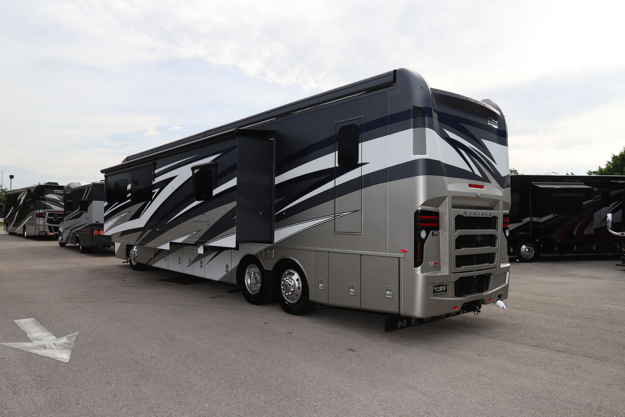 New 2021 Newmar Ventana 4369 Class A  For Sale