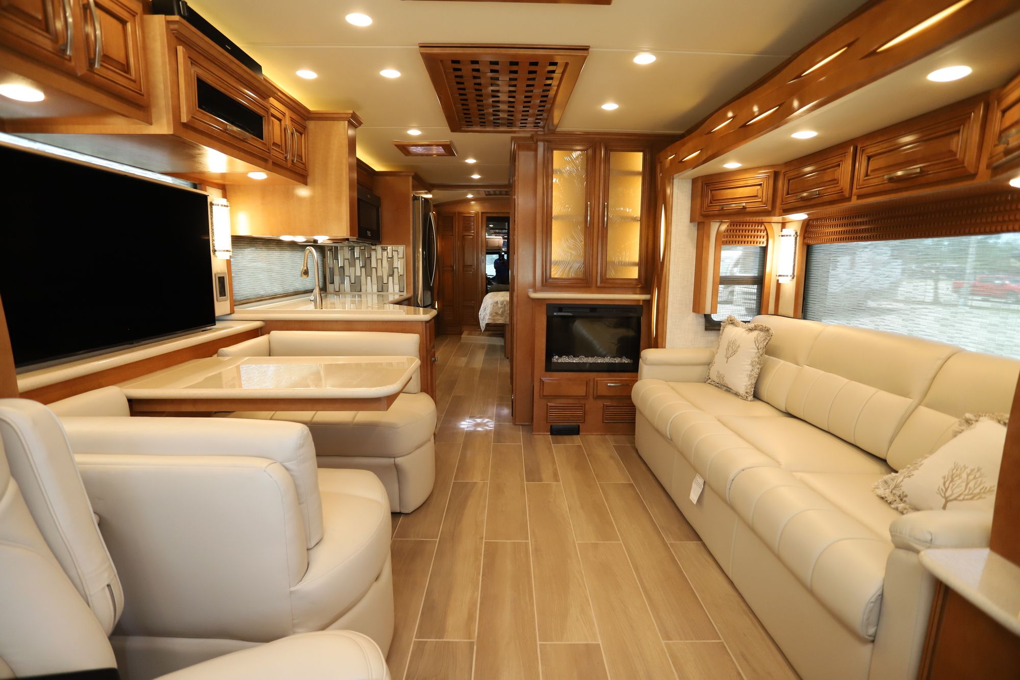 New 2021 Newmar New Aire 3343 Class A  For Sale