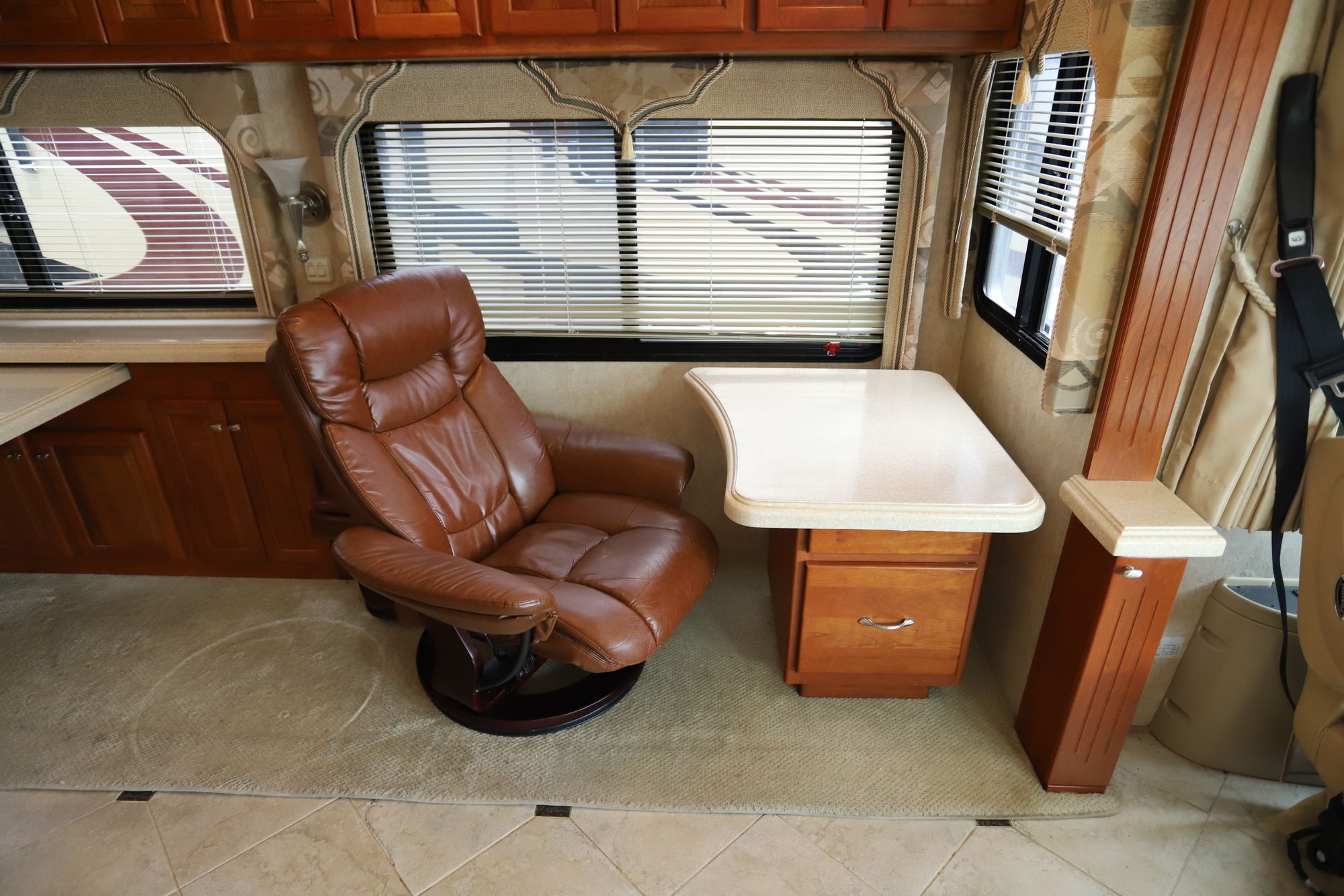 Used 2007 Tiffin Motor Homes Allegro Bus 40QSP Class A  For Sale