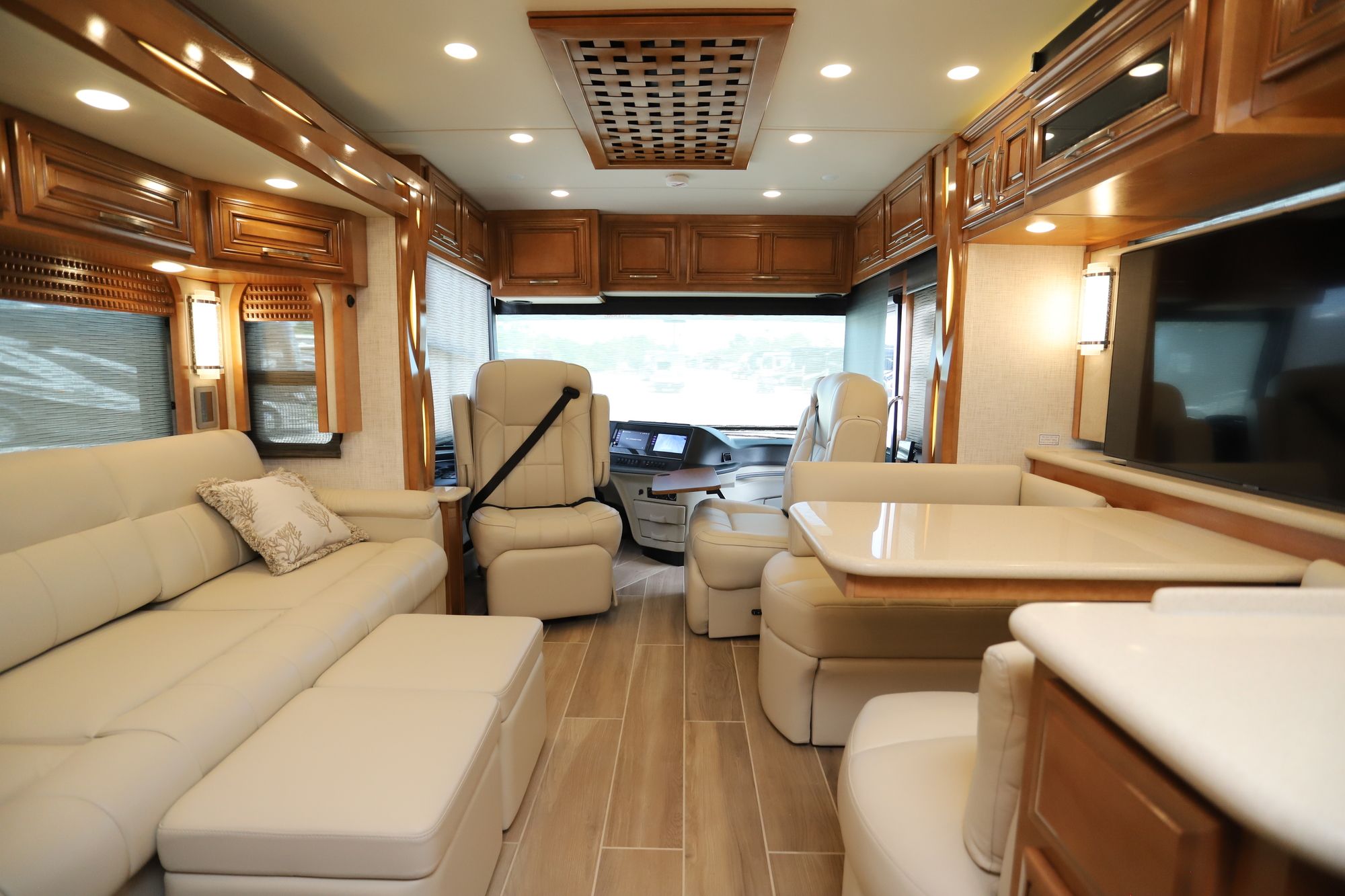 New 2021 Newmar New Aire 3343 Class A  For Sale