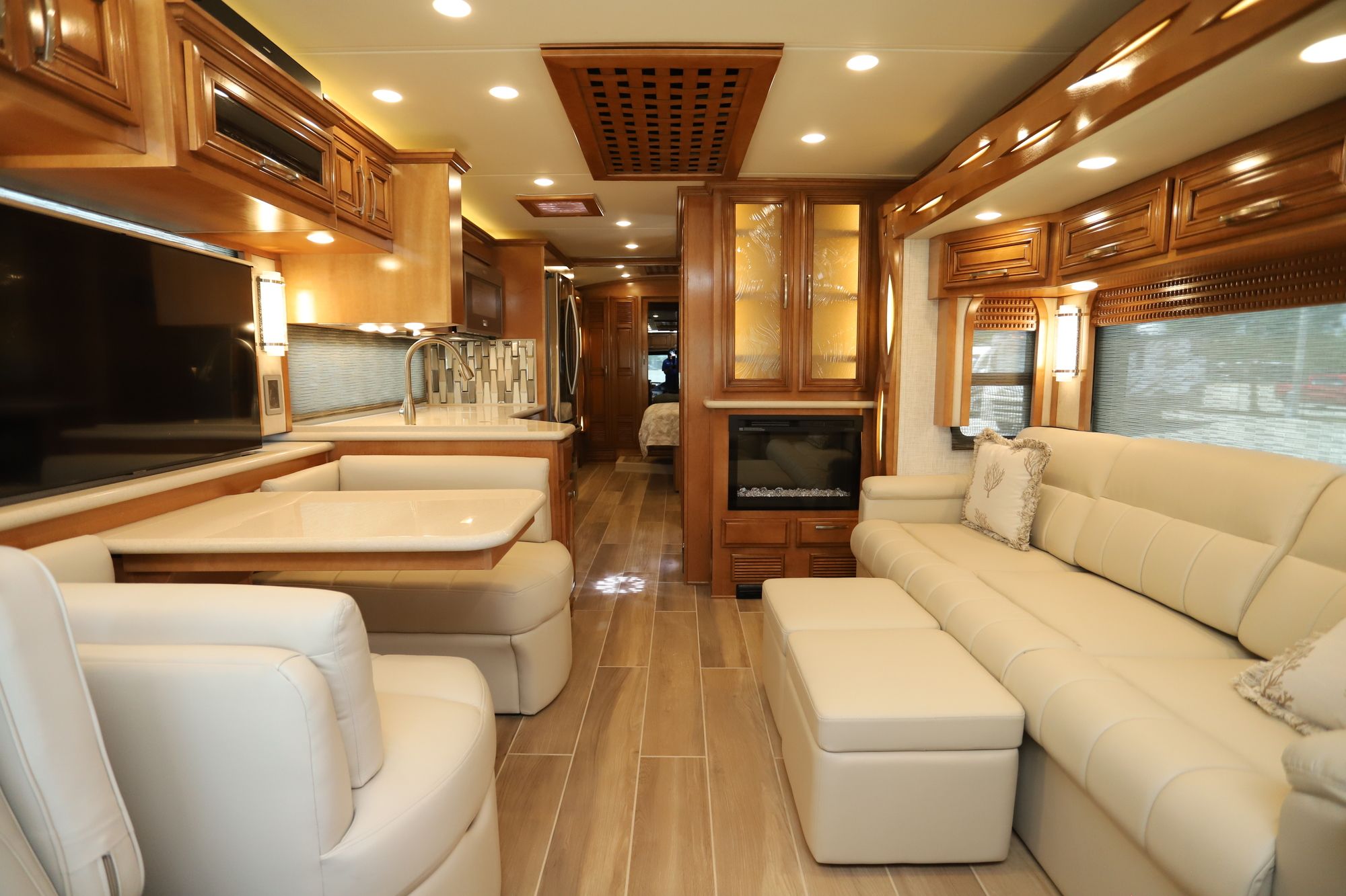 New 2021 Newmar New Aire 3343 Class A  For Sale