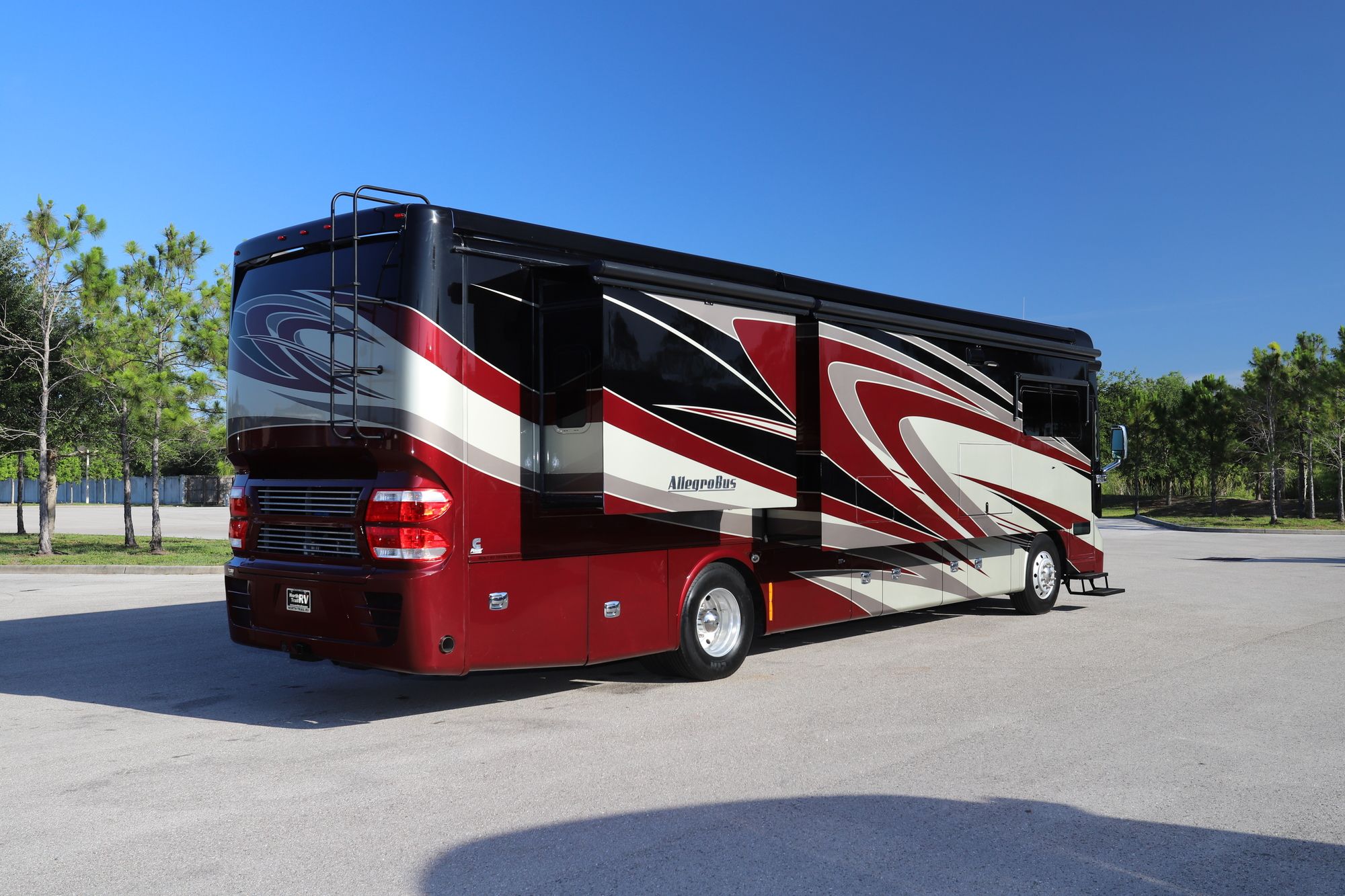 Used 2015 Tiffin Motor Homes Allegro Bus 37AP Class A  For Sale