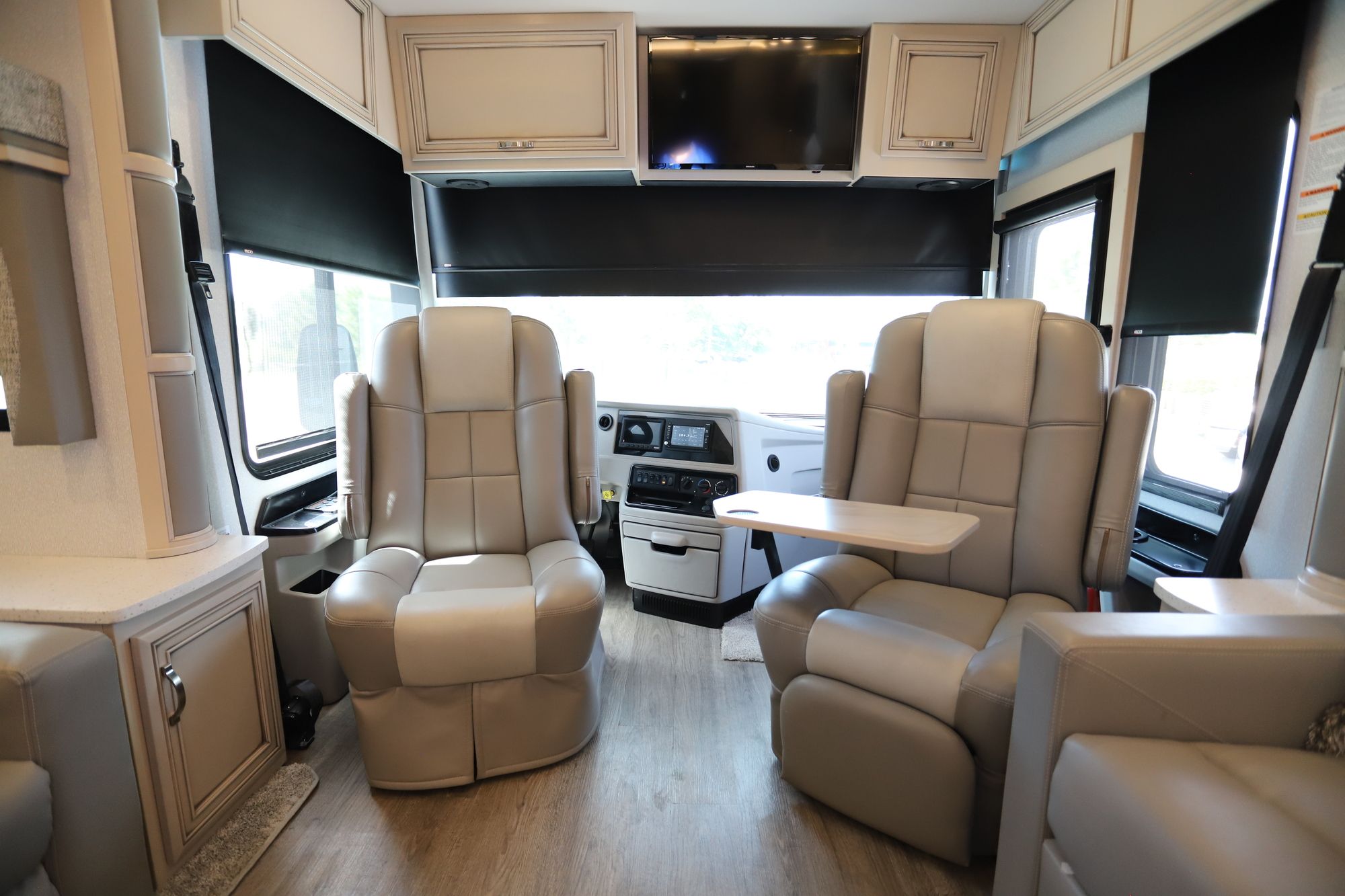 New 2021 Newmar Kountry Star 4037 Class A  For Sale