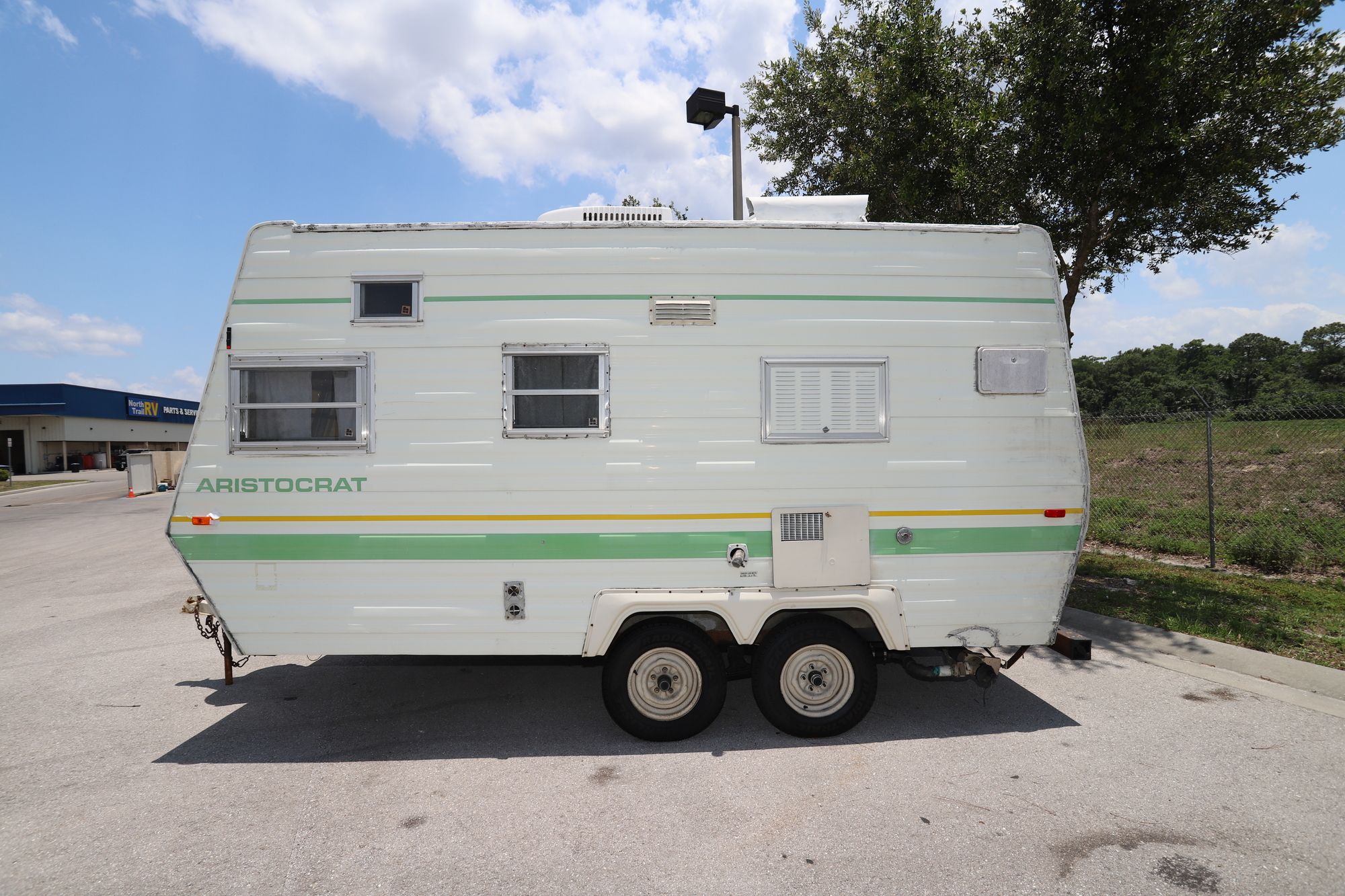 Used 1980 Fleetwood Aristocrat 16 Travel Trailer  For Sale