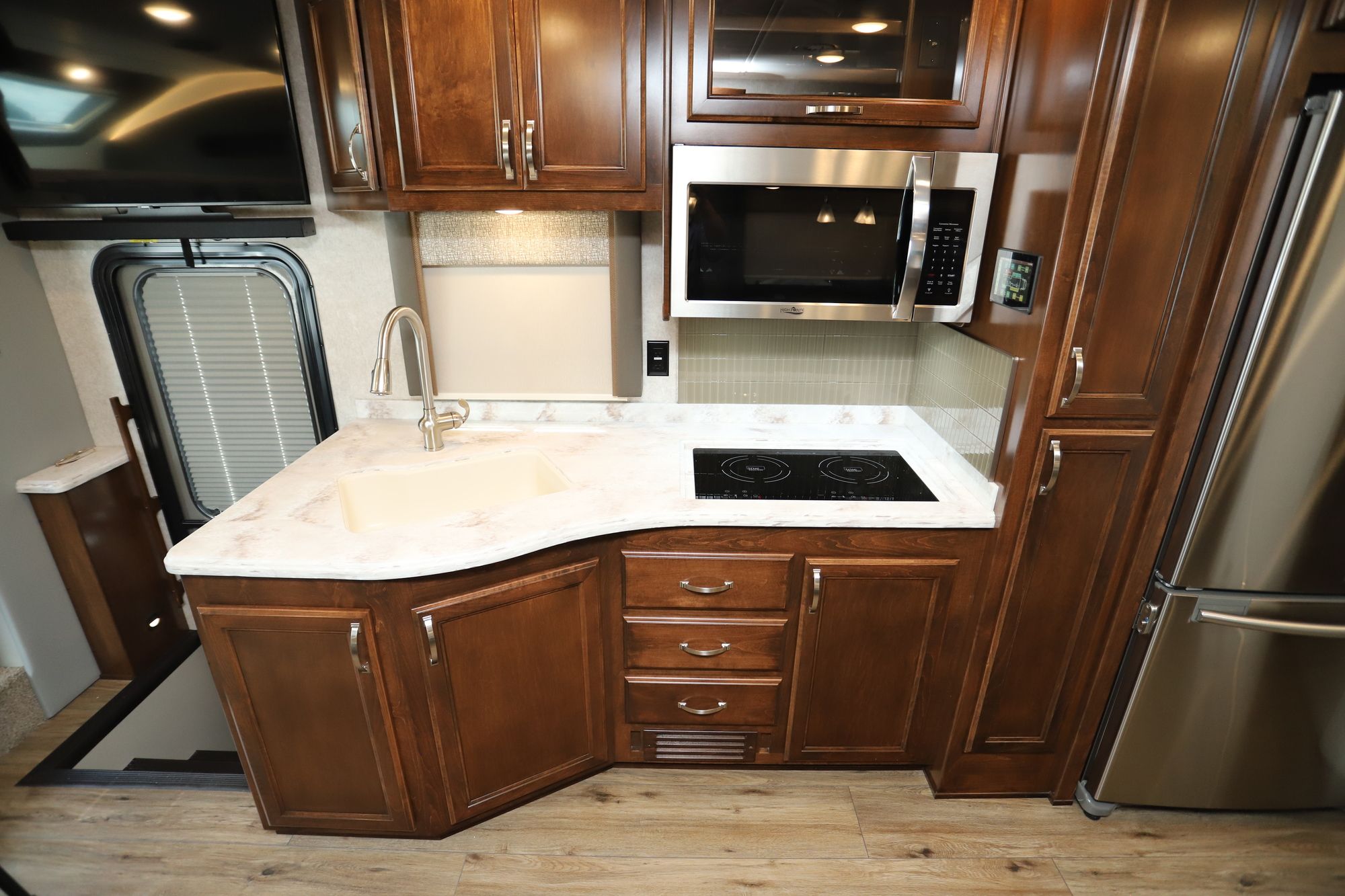 New 2022 Renegade Rv Verona 36VSB Super C  For Sale