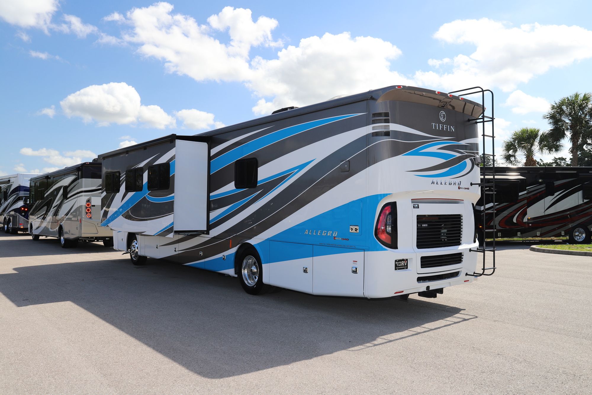 New 2021 Tiffin Motor Homes Allegro Red 38LL Class A  For Sale