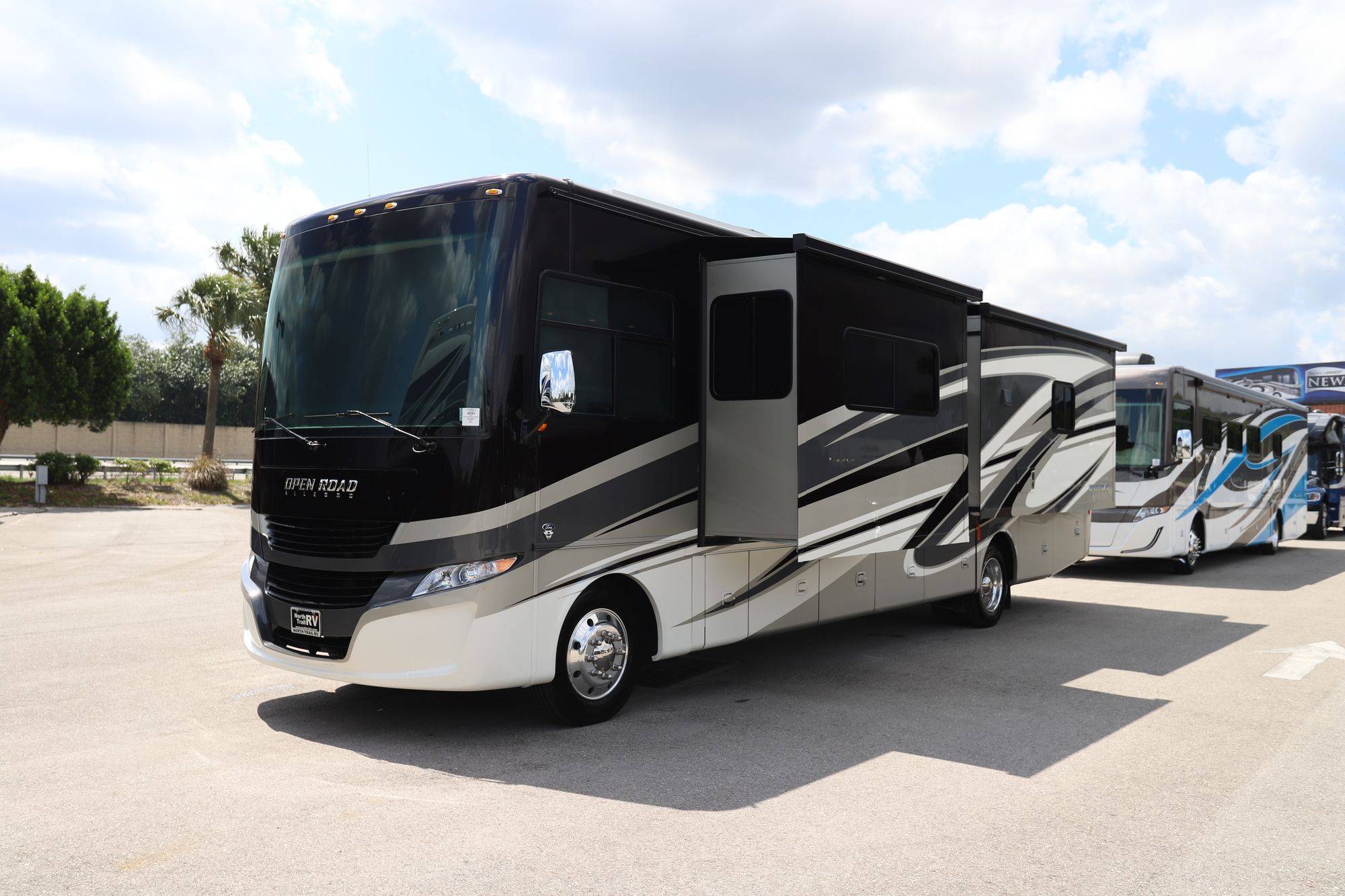 New 2021 Tiffin Motor Homes Allegro 34PA Class A  For Sale